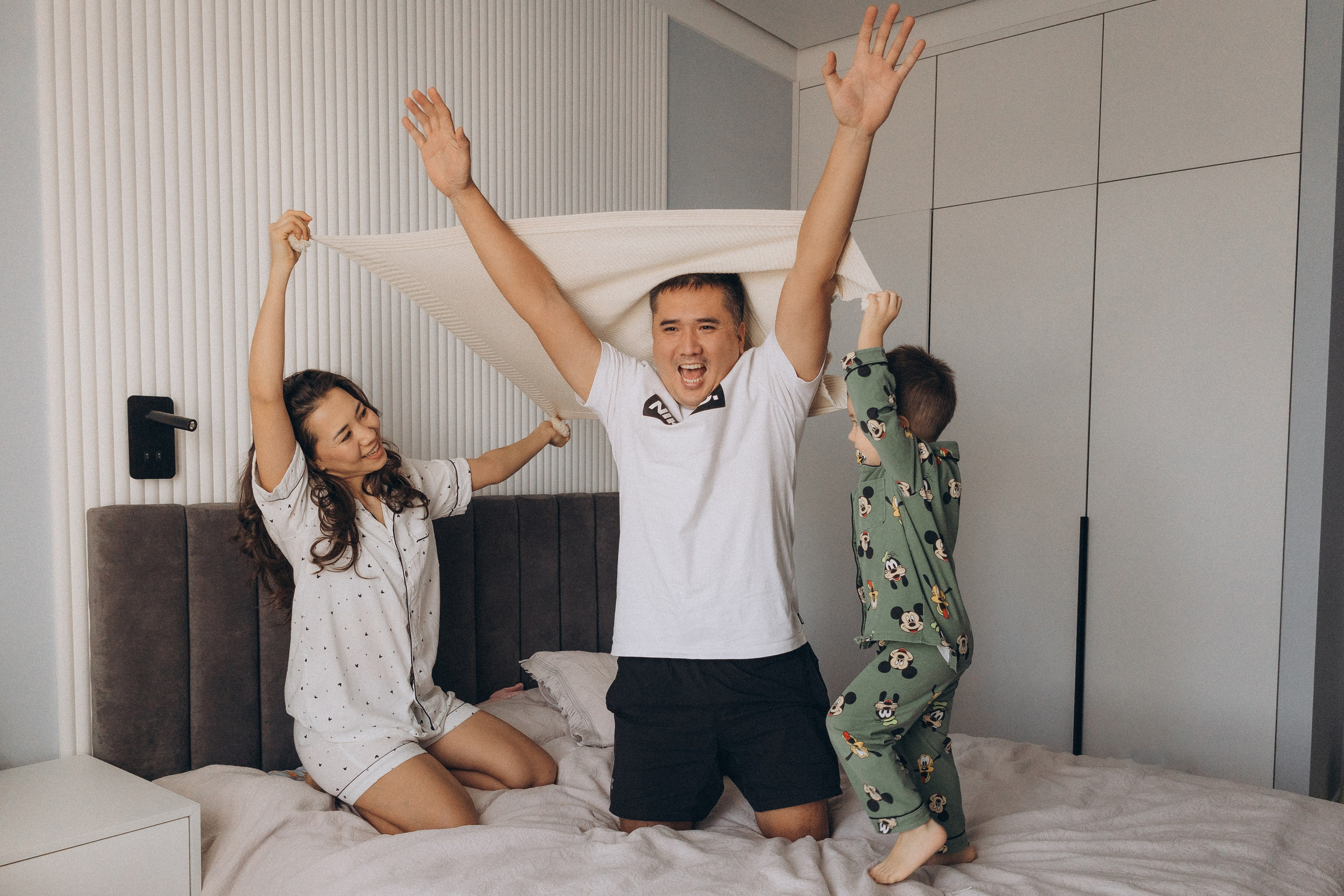 Heart of your family. Фотограф родов, семей и новорожденных малышей в Дубае