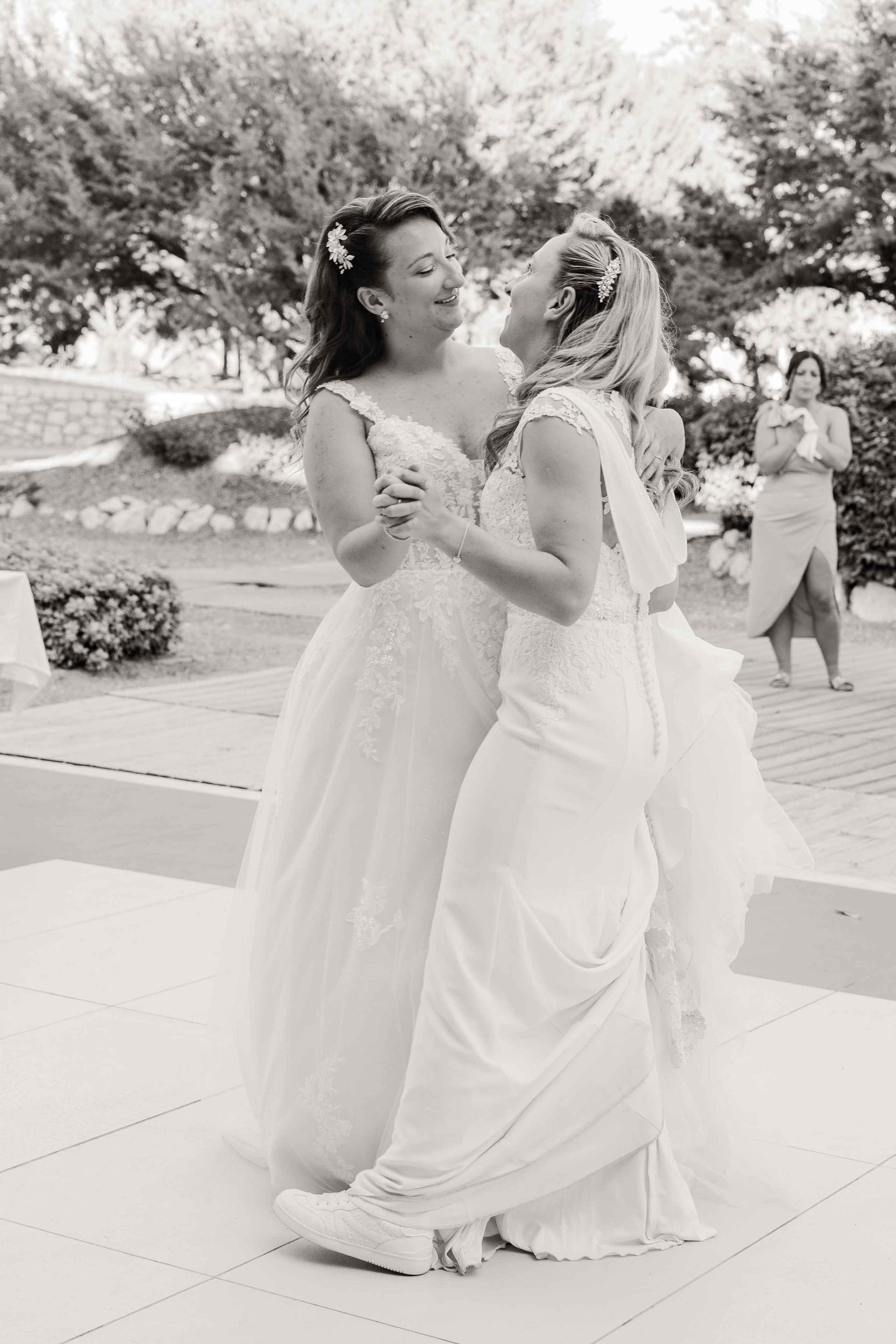 | Carly & Eimer |. Photography in Rhodes