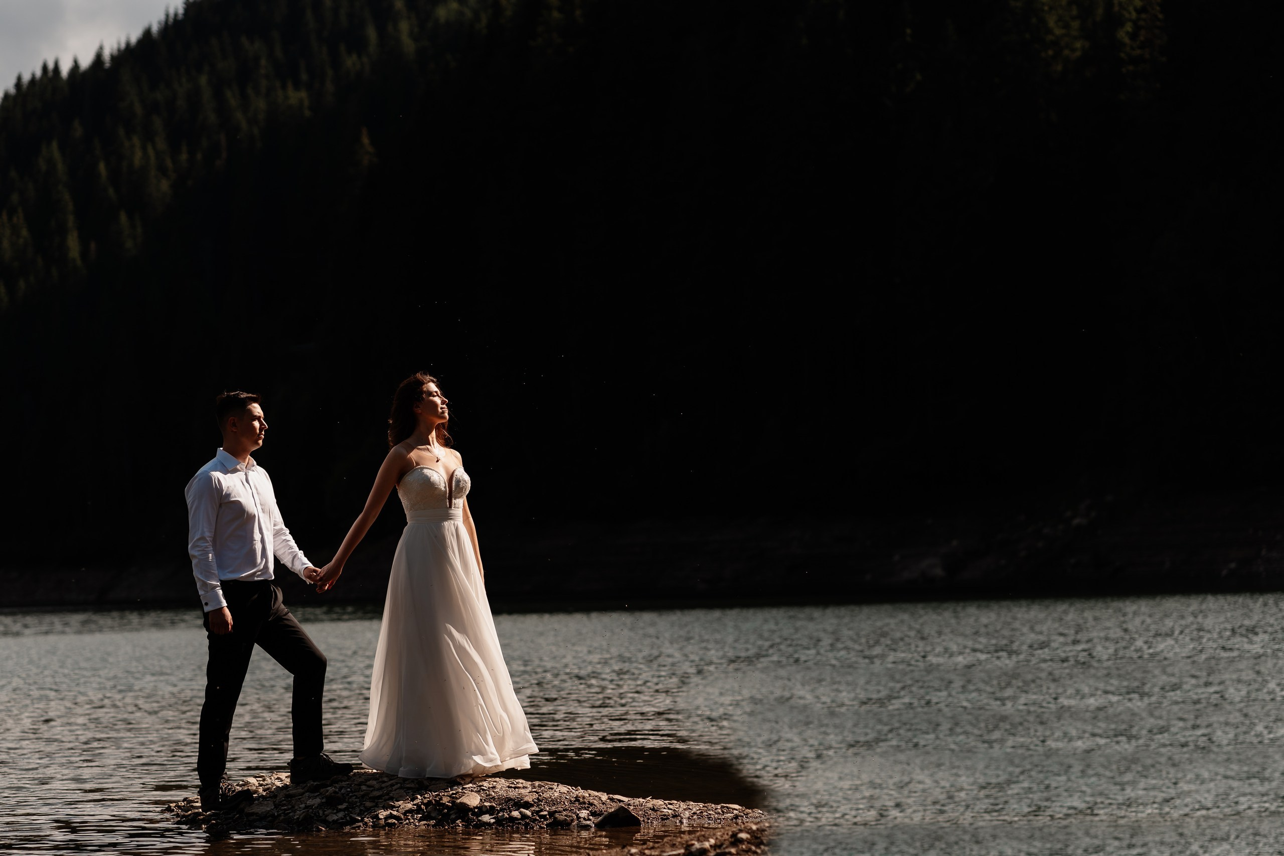 Trash the dress — Lorena&Adi  - Mihai Popa. Mihai Popa |Wedding Photographer | Worldwide | Bucharest