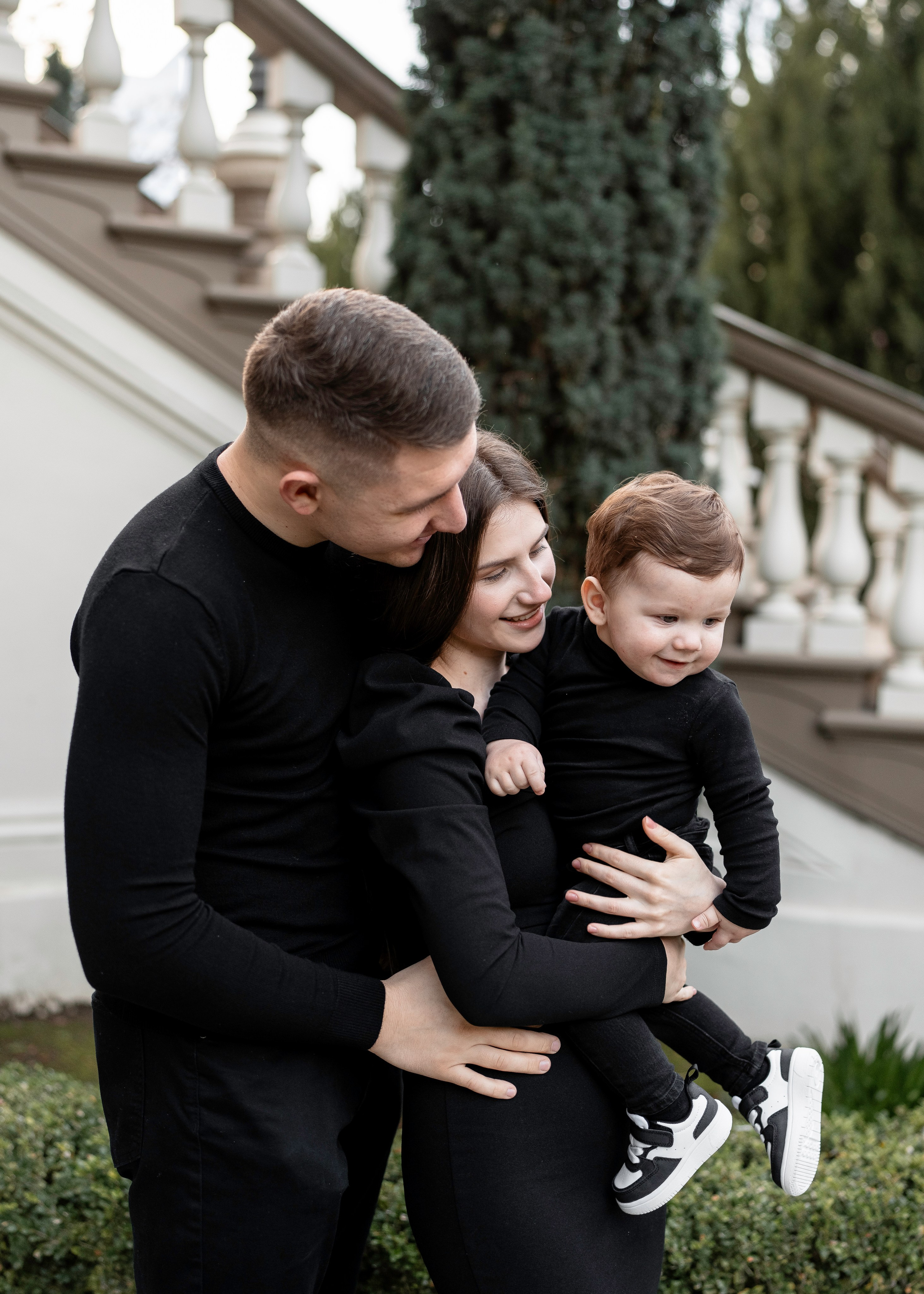 Artem, Nadia & Elisha. Family photographer in Sacramento | Sofia Pavenko