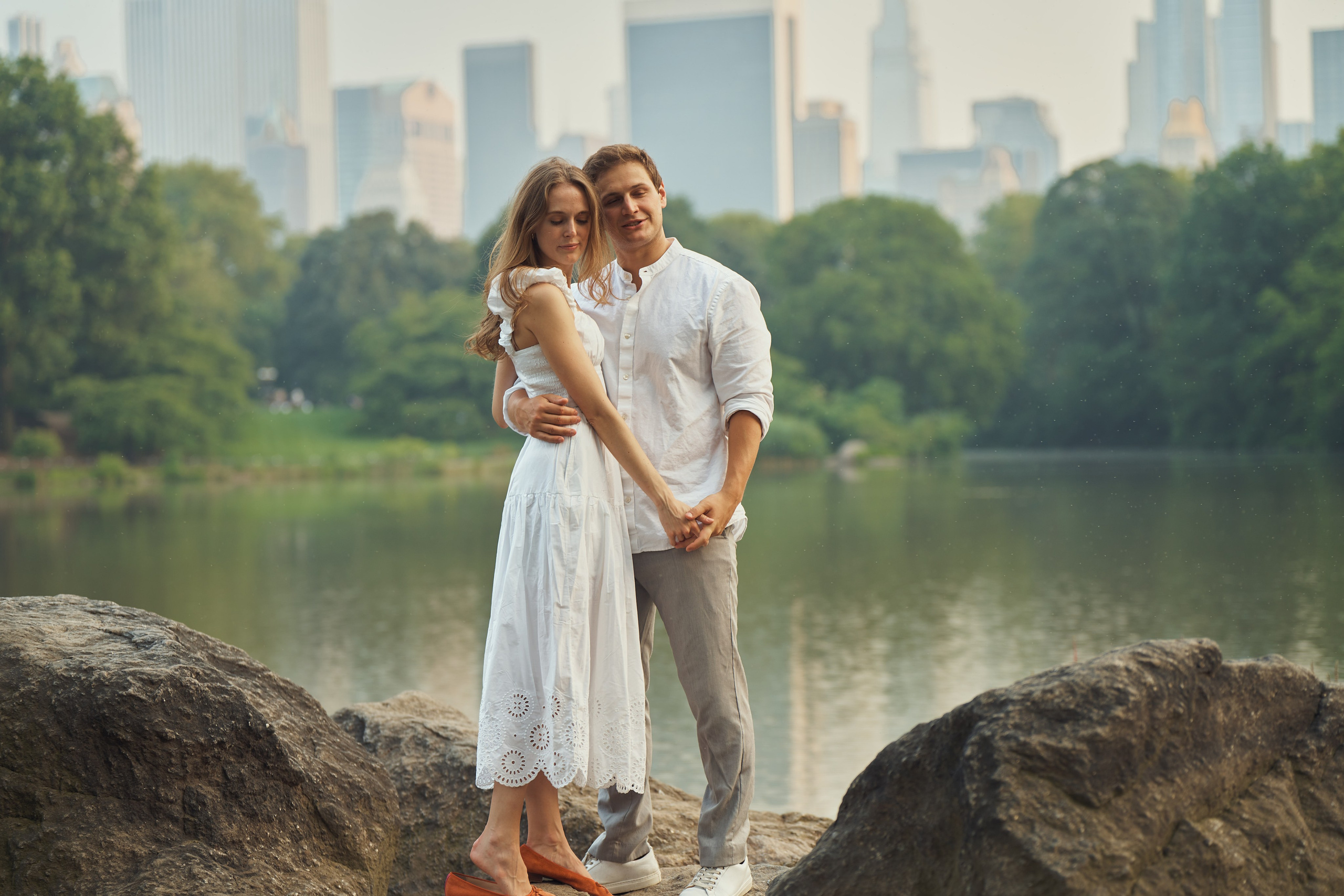 Page and Chris, Central Park. Alex Pedan photography