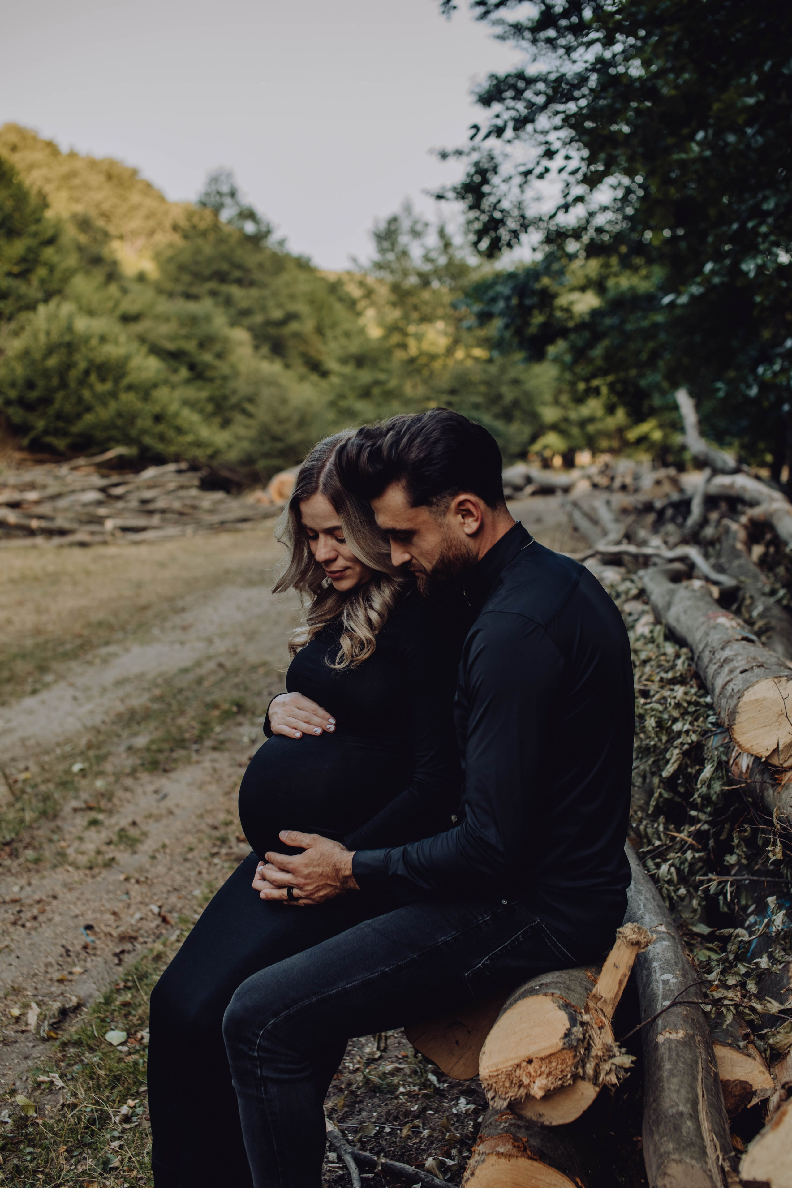 Alin & Diana. Wedding & couple photographer from Romania Rut Vetan