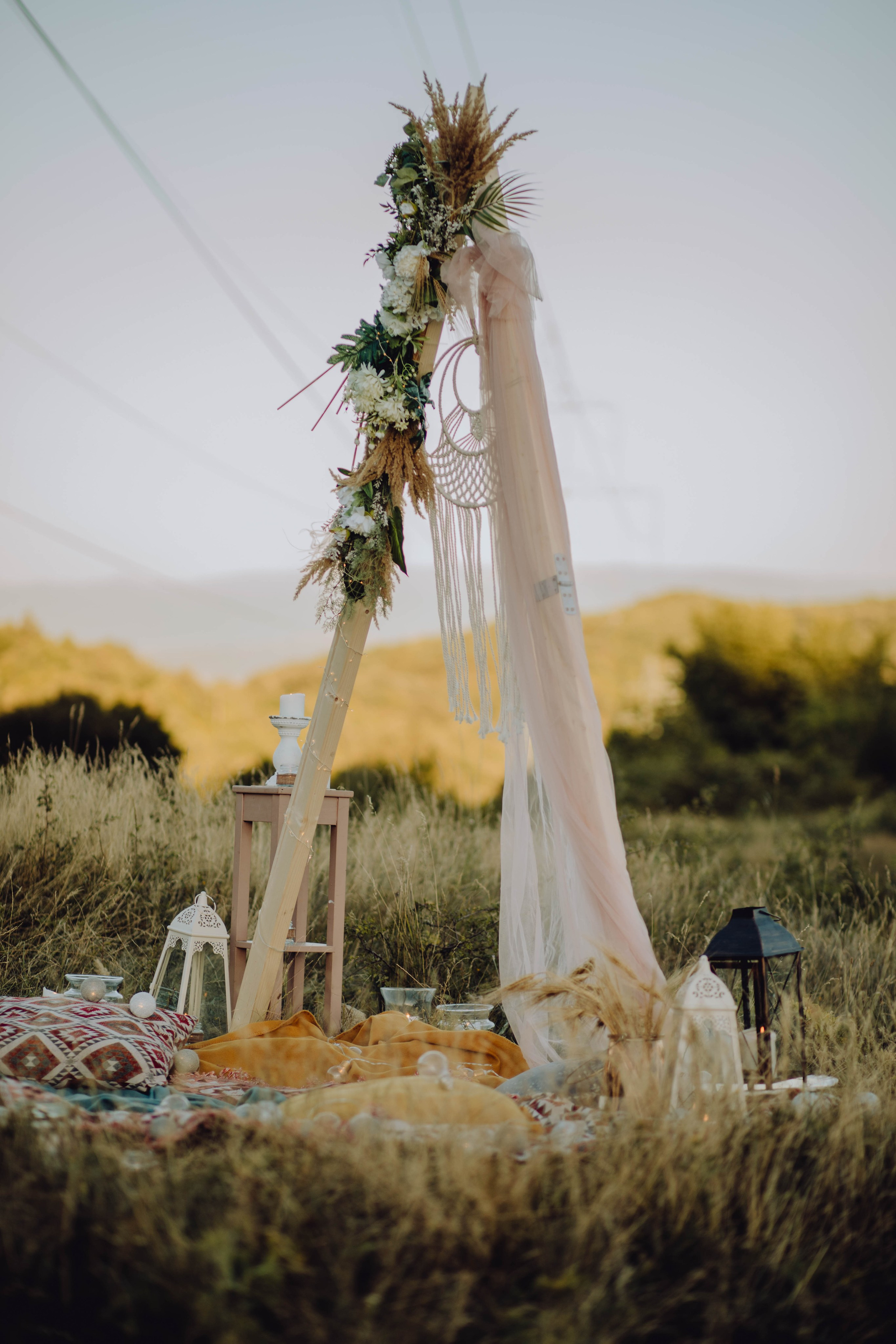 Gabi & Theoni. Wedding & couple photographer from Romania Rut Vetan