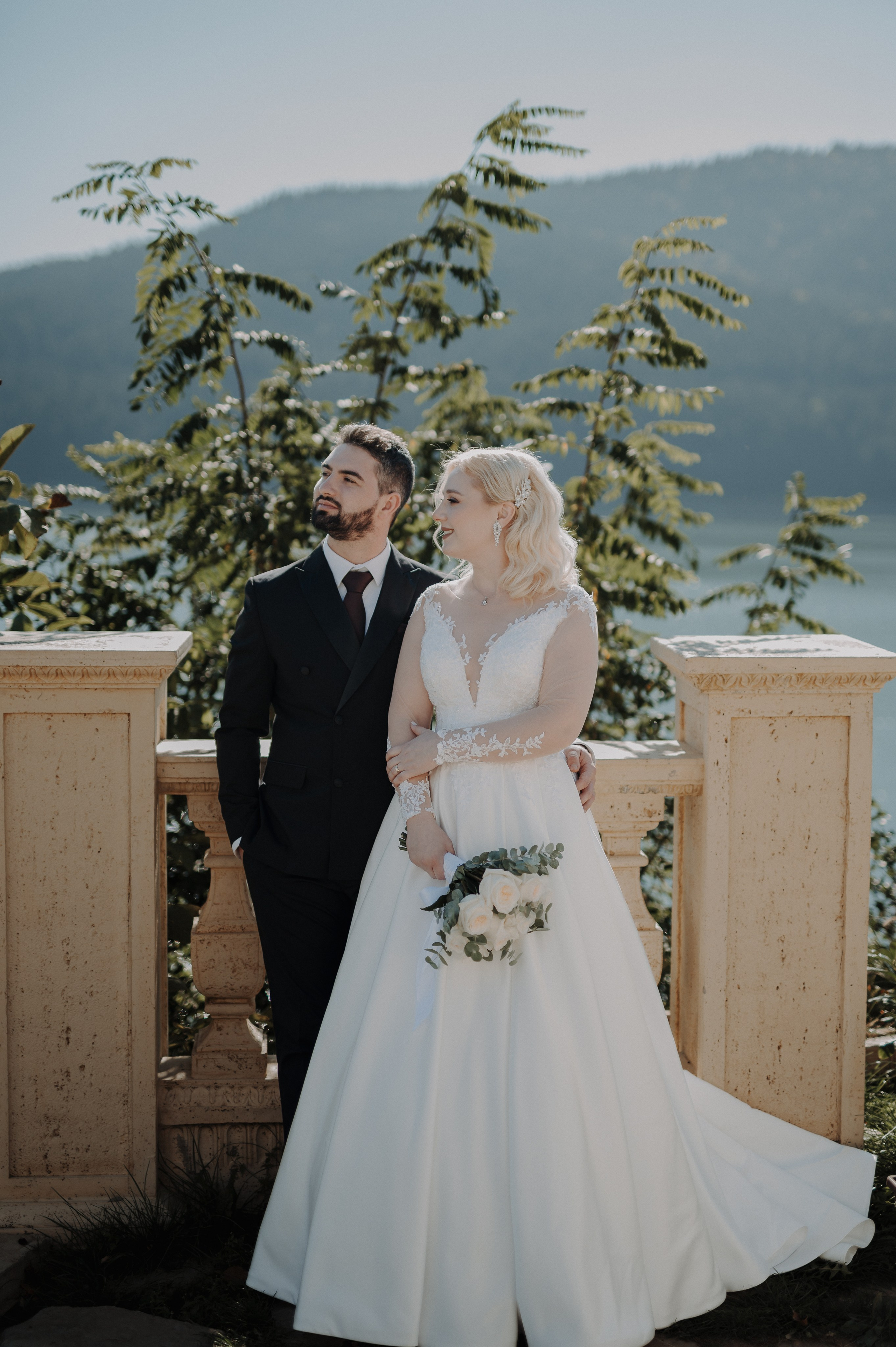 Livia + Dani | Grădinile Romane. FotoVizion Iași