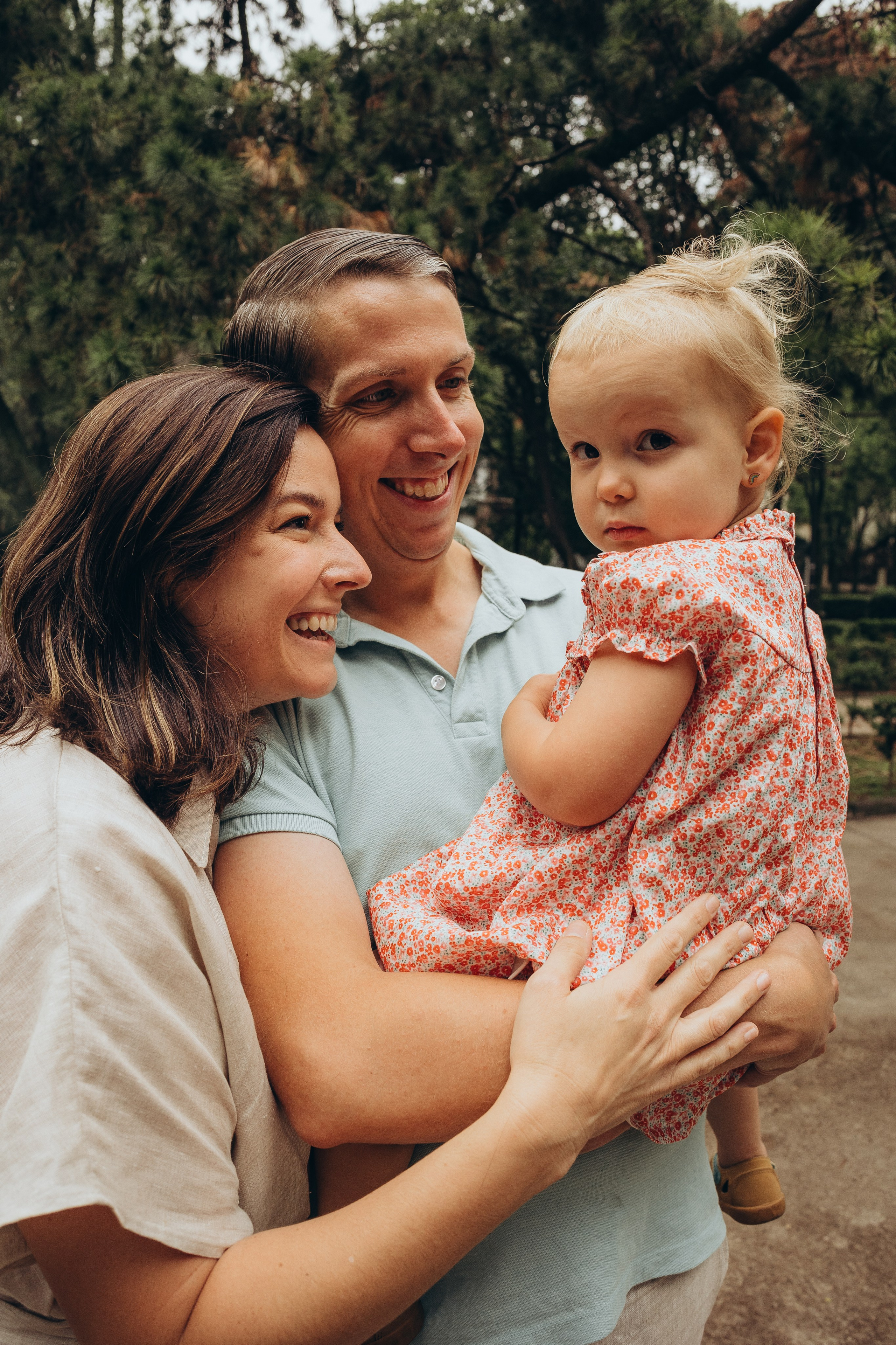 Sesión de una familia en Polanco, parque Lincoln. Irina Krokhaleva. Fotógrafa de familias y parejas en la CDMX, México