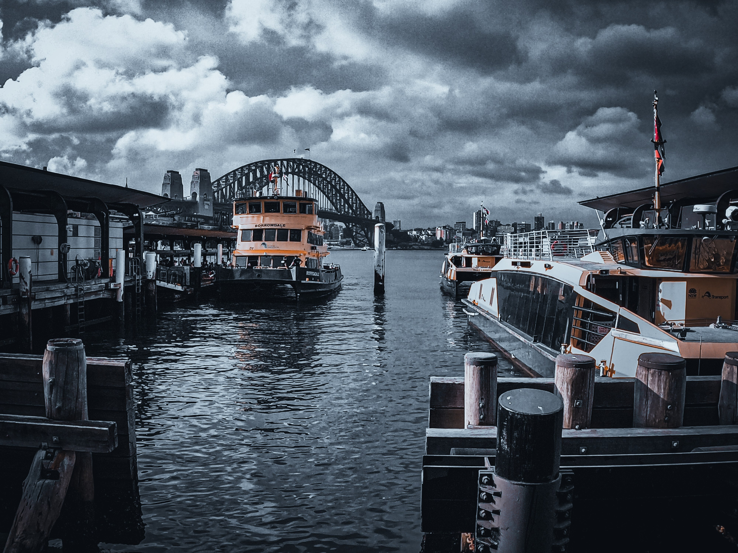 WallMuse. MHCreative is family-oriented photographer based in SYDNEY