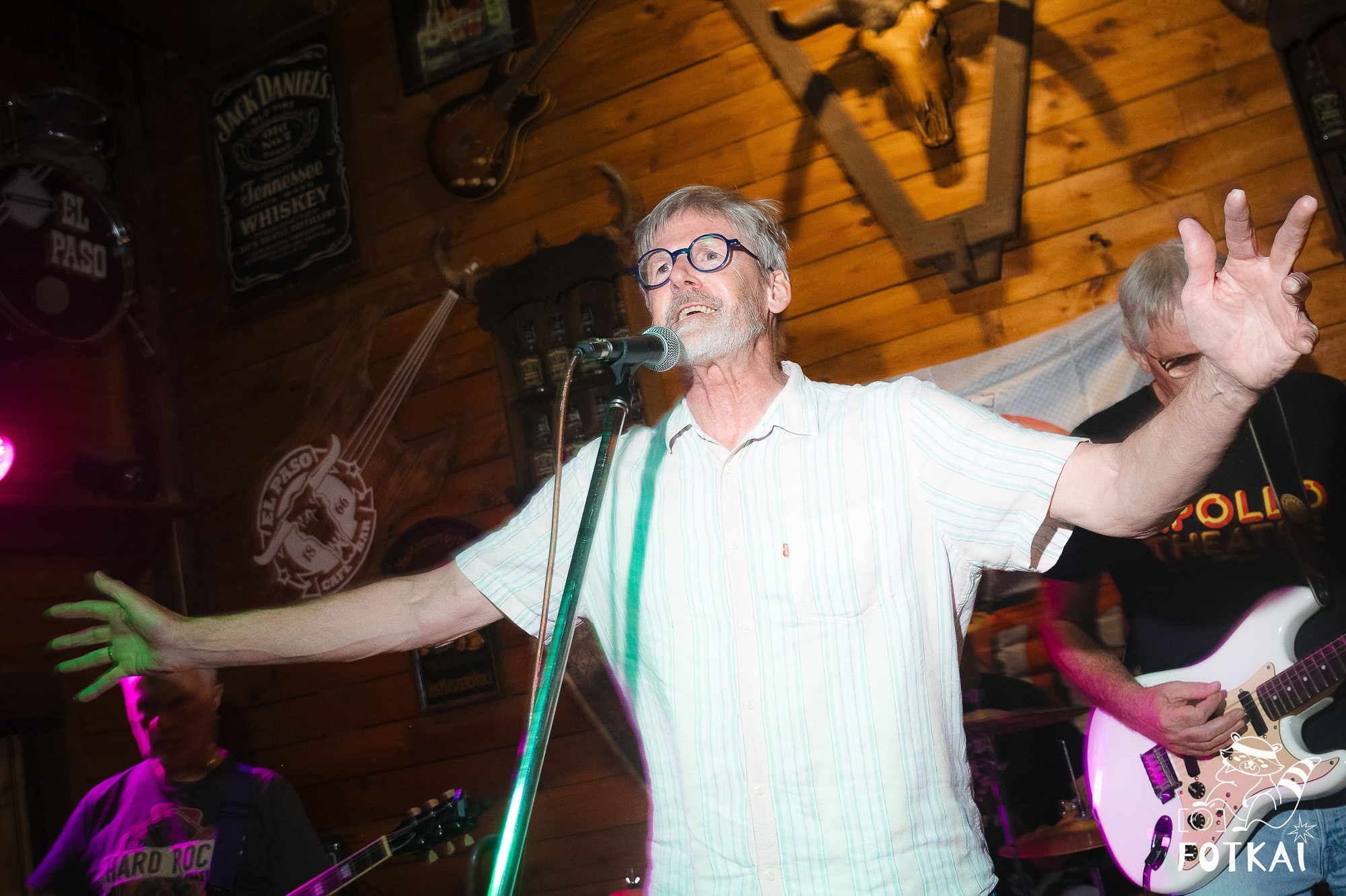 Jam Night в баре El Paso, Торревьеха — фоторепортаж живого джем-сейшена, июнь 2026 | FOTKAI