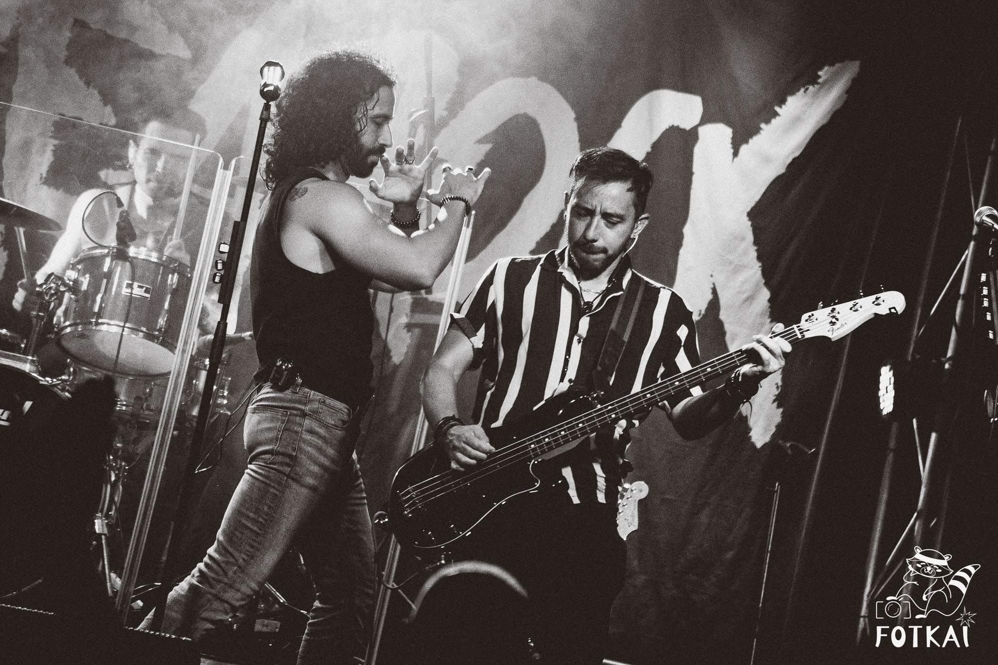 DENISDENIS — reportaje fotográfico del concierto en la Sala Marearock (Alicante) | FOTKAI