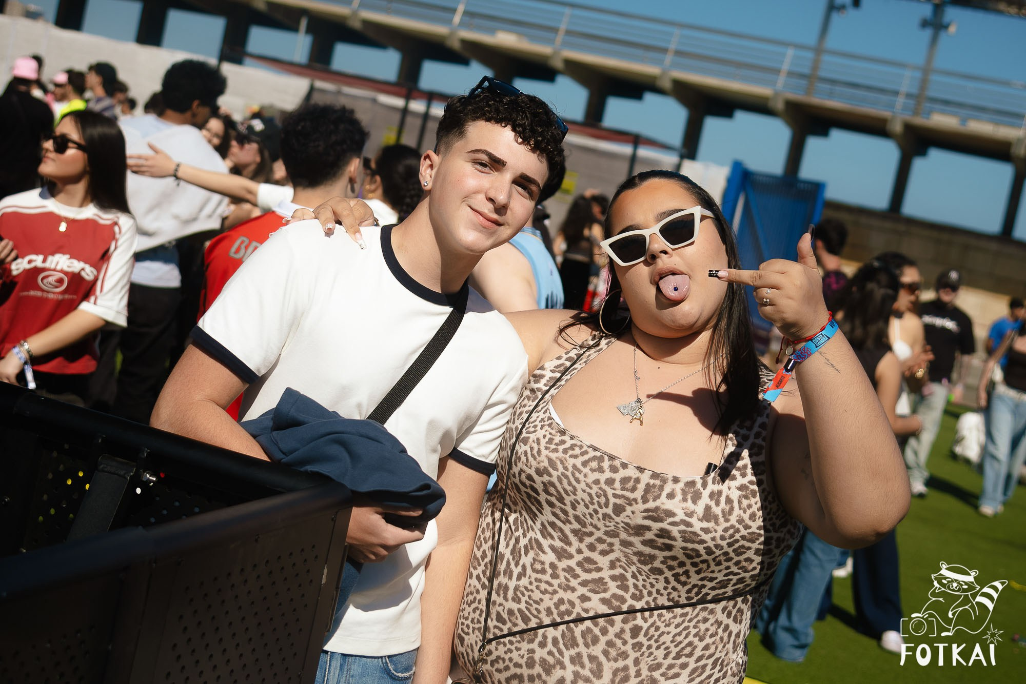 Fotos Costa Sonora 2026 Alicante Día 2 — busca tu foto y encuentra amigos del festival | FOTKAI