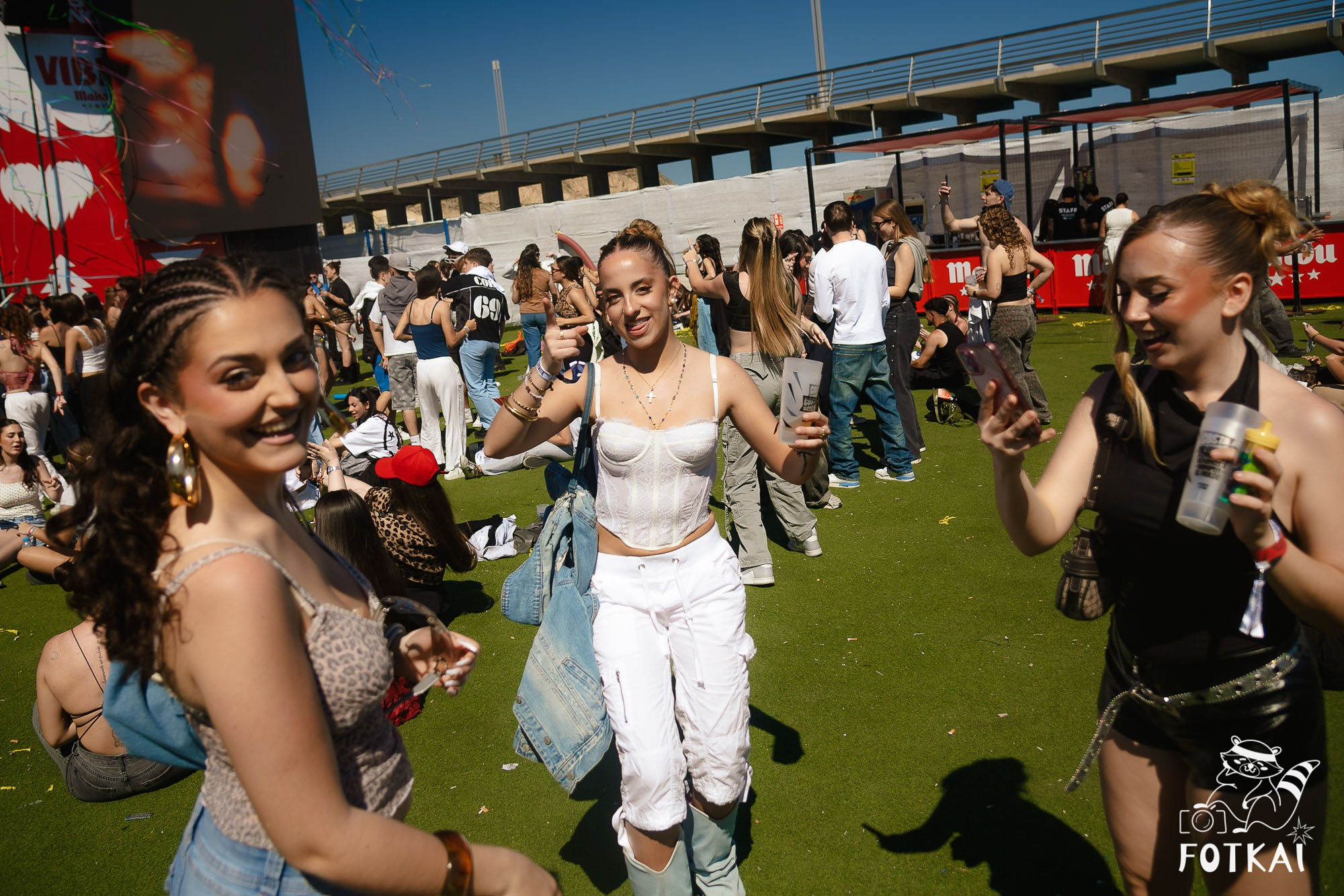 Fotos Costa Sonora 2026 Alicante Día 2 — busca tu foto y encuentra amigos del festival | FOTKAI