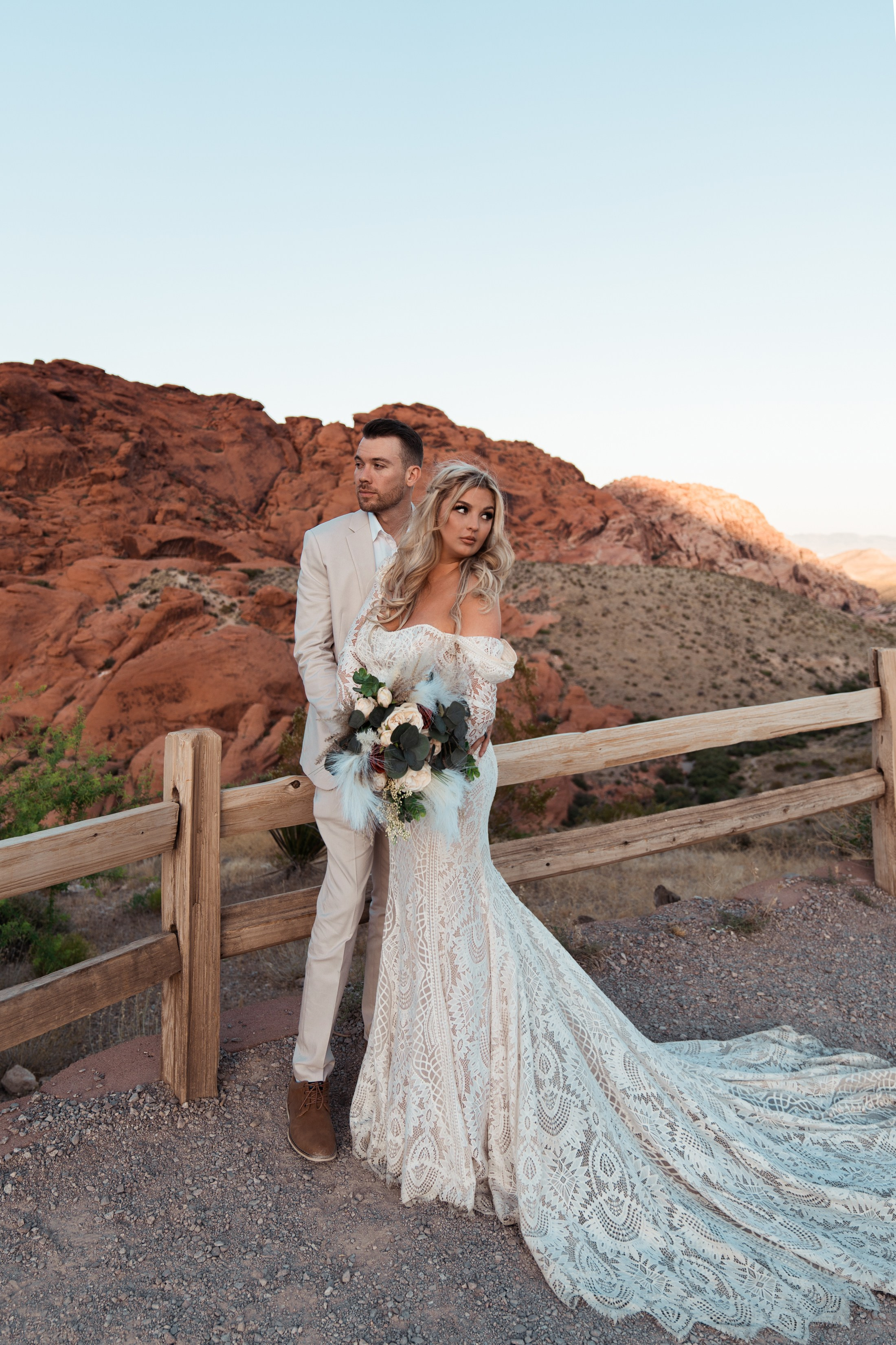 Kristin&Jerry. Wedding & elopement photographer Viktoriya Kravtsov. Las Vegas