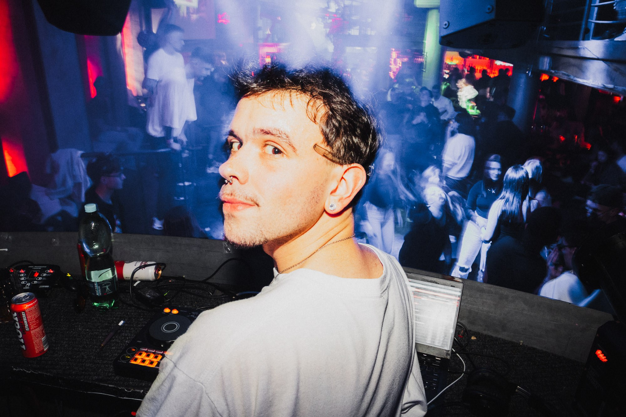 DJ. Photo by lenozavra