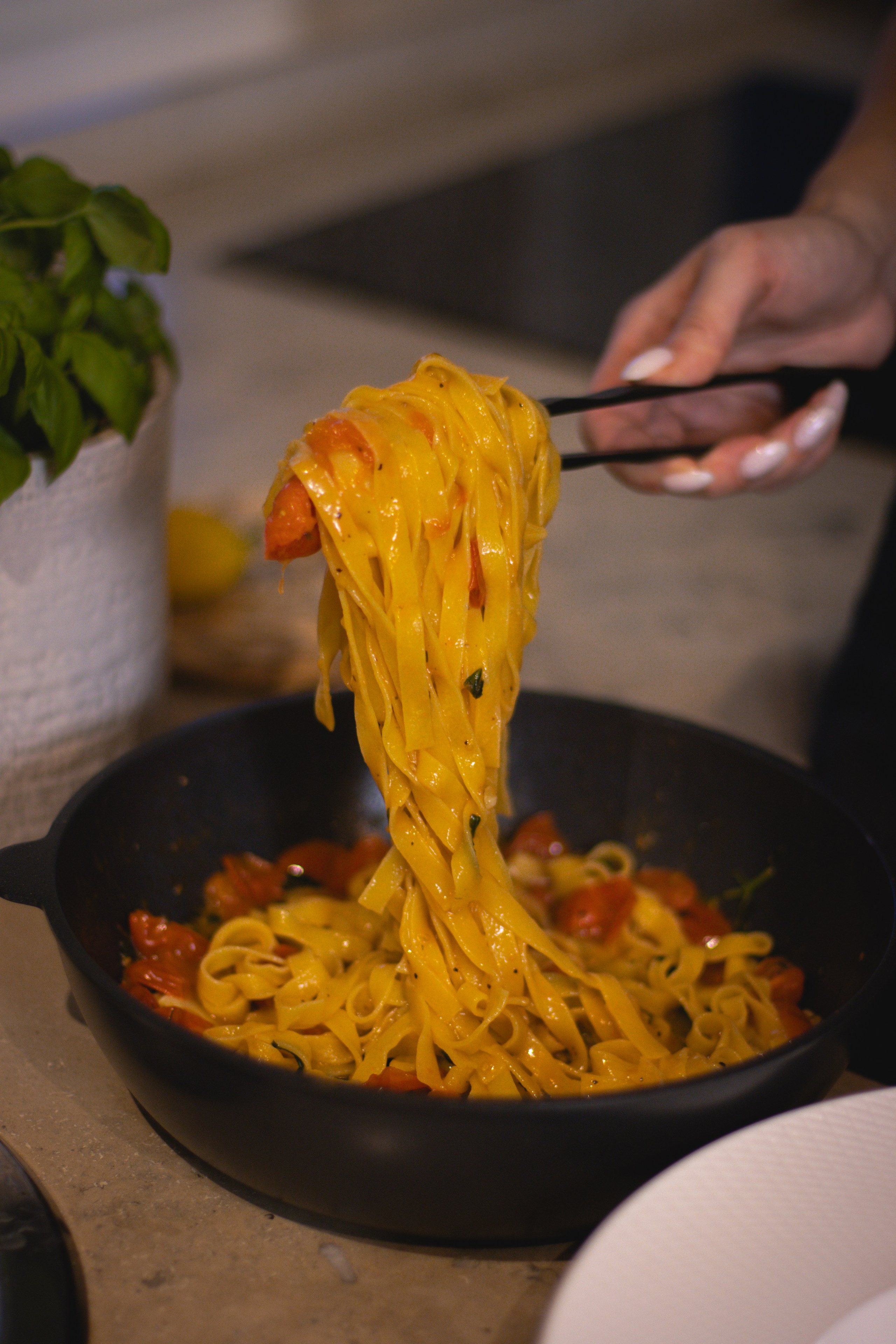 OnePan. Photographer in Gothenburg Aleksandra Stroganova