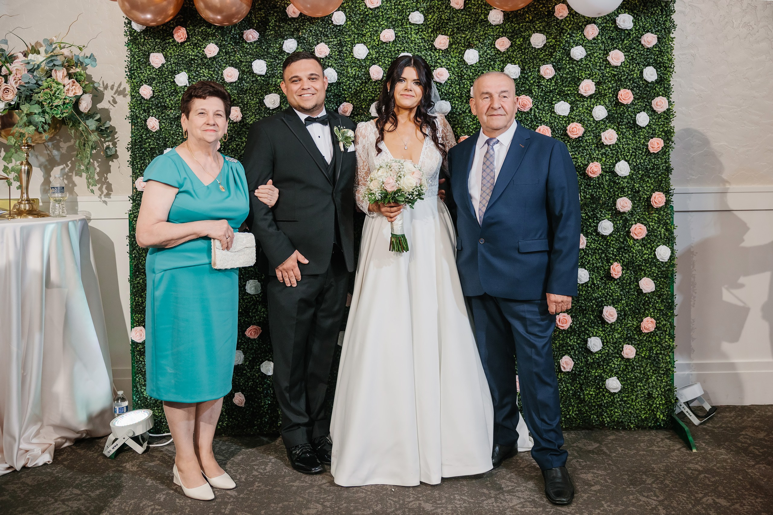 31.08.2024 Wedding. Wedding family event photographer in Chicago Nick Yushevich