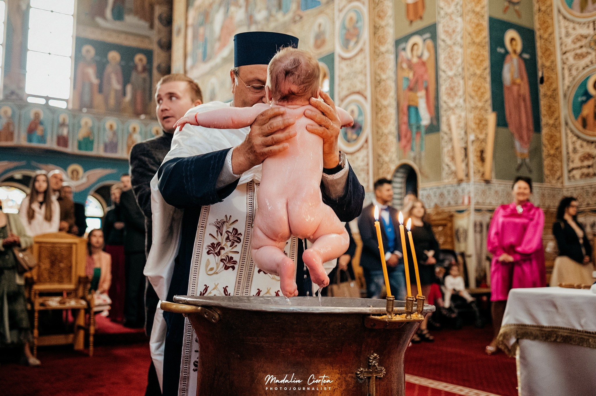 Fotografie botez Alba Iulia. Mădălin Ciortea - fotograf de nuntă și de familie | Dream Art Events