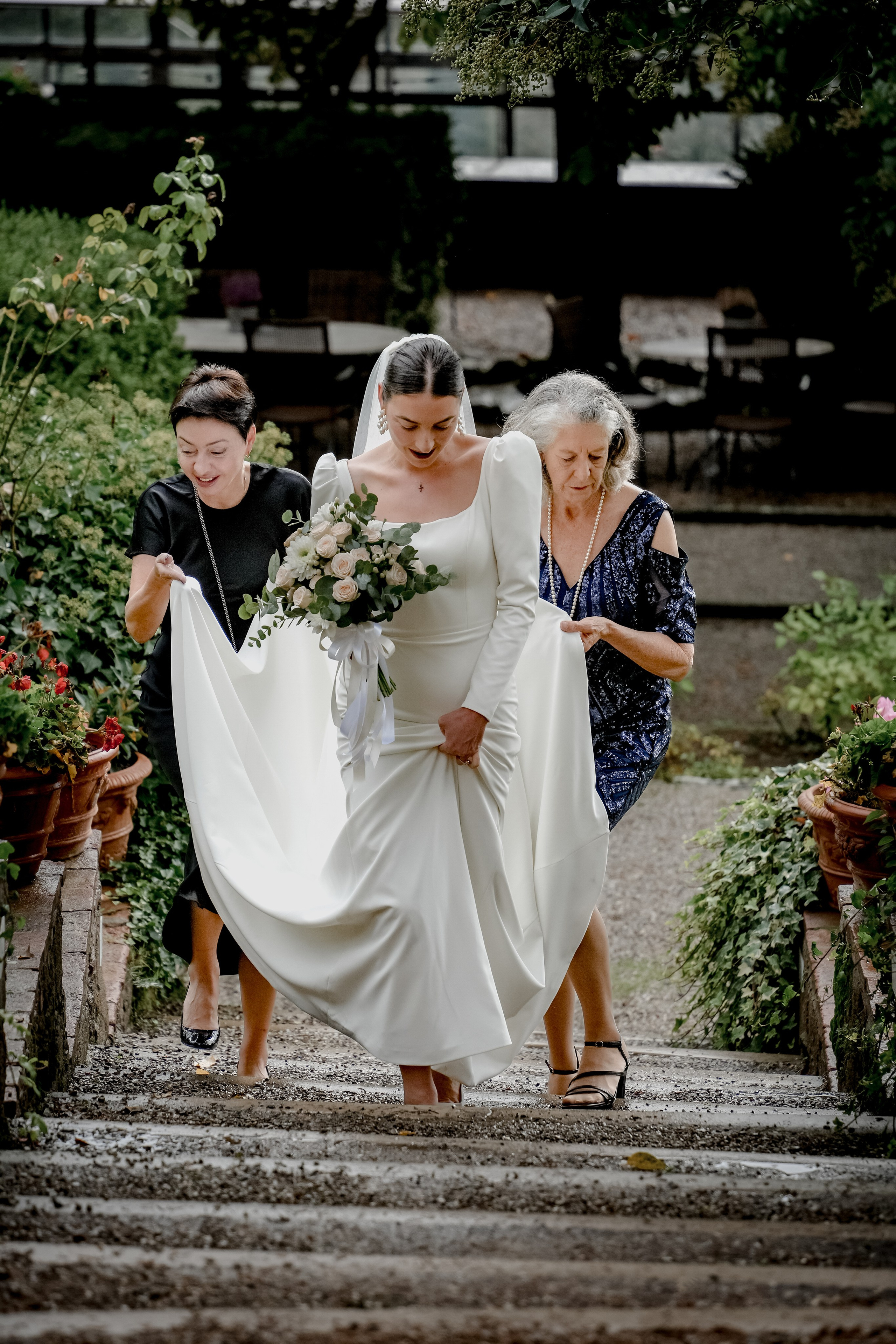 Elopment in Cortona. Villa Falconiere. Wedding Photographer in Italy