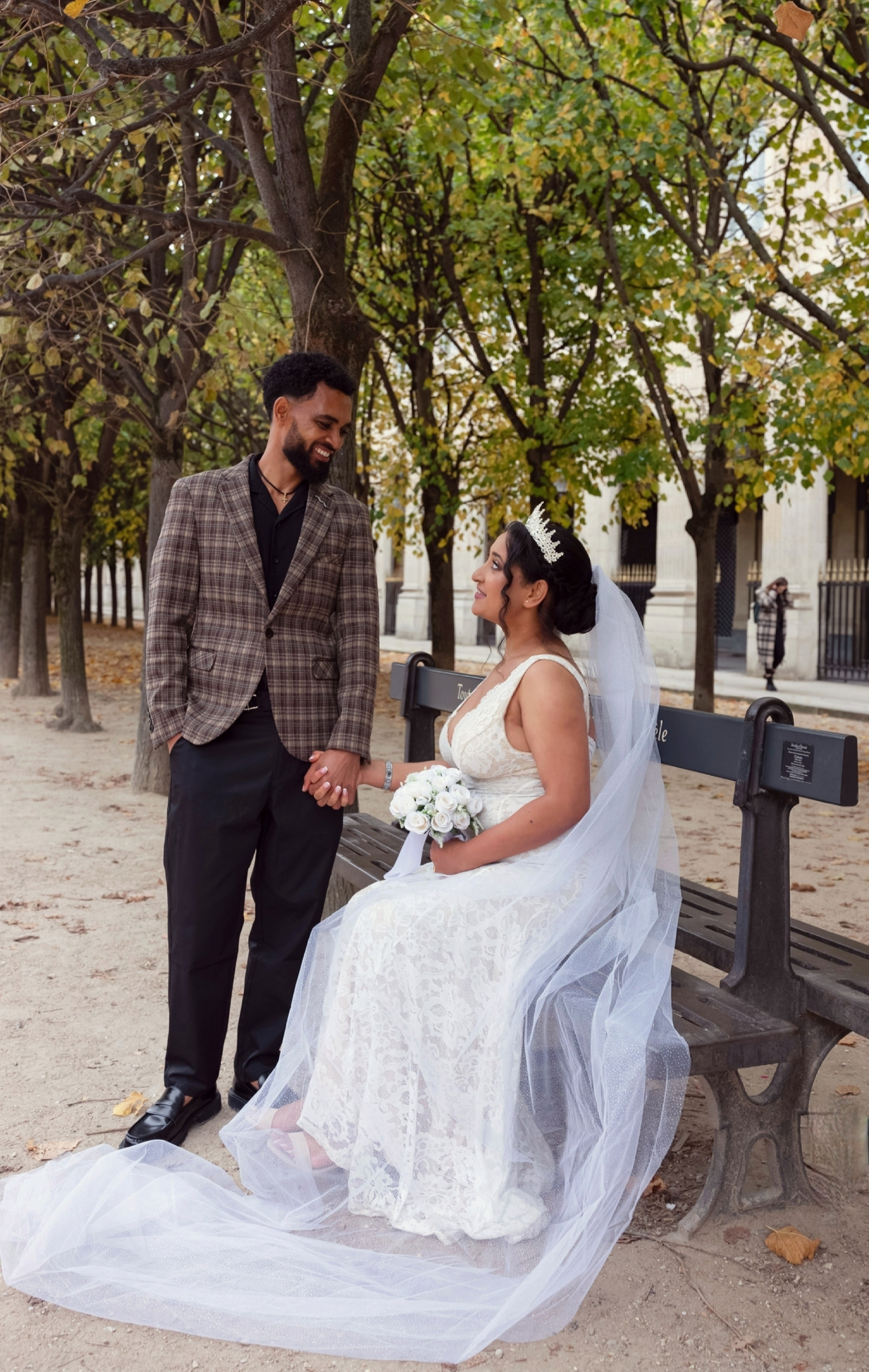 Wedding and proposal photoshoot in Paris. Alina Tagzieva- a photograper in Paris