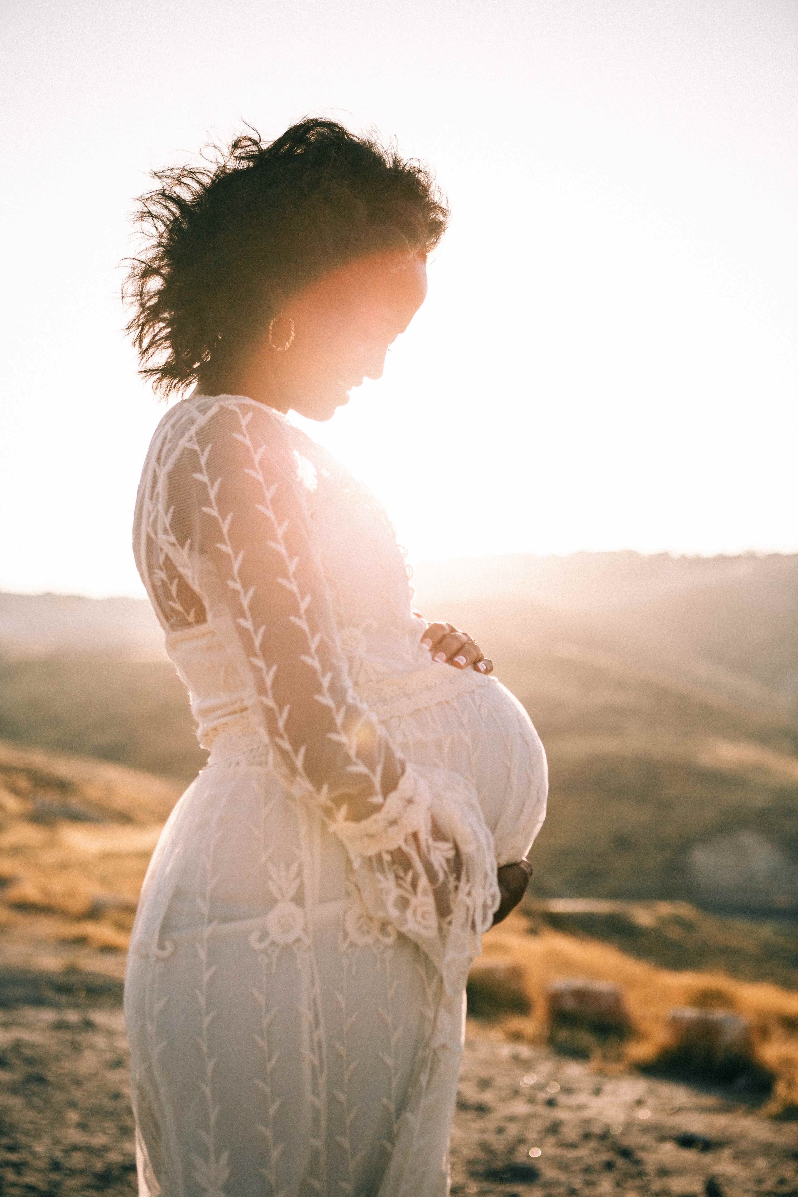 PHOTO SESSION IN THE DESERT NEAR MAALE ADUMIM. PHOTOGRAPHER IN ISRAEL