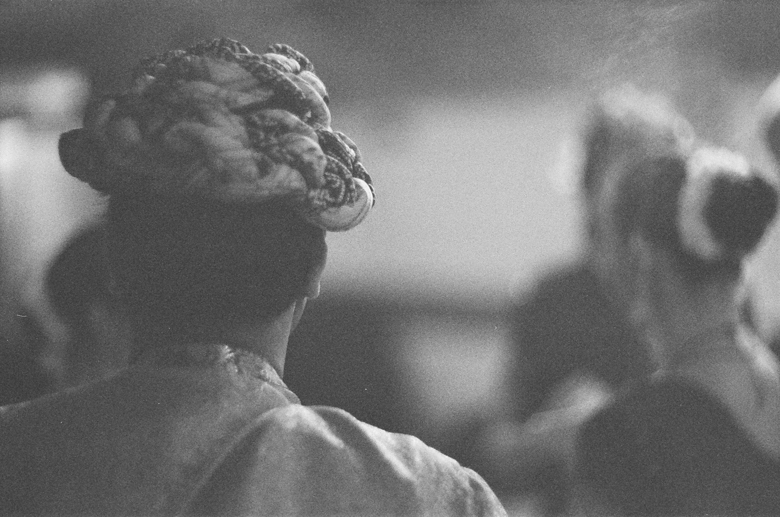 Argentique 🎞️ 📷. Anastasia Shapoval violoniste et photographe. Paris — Bourges