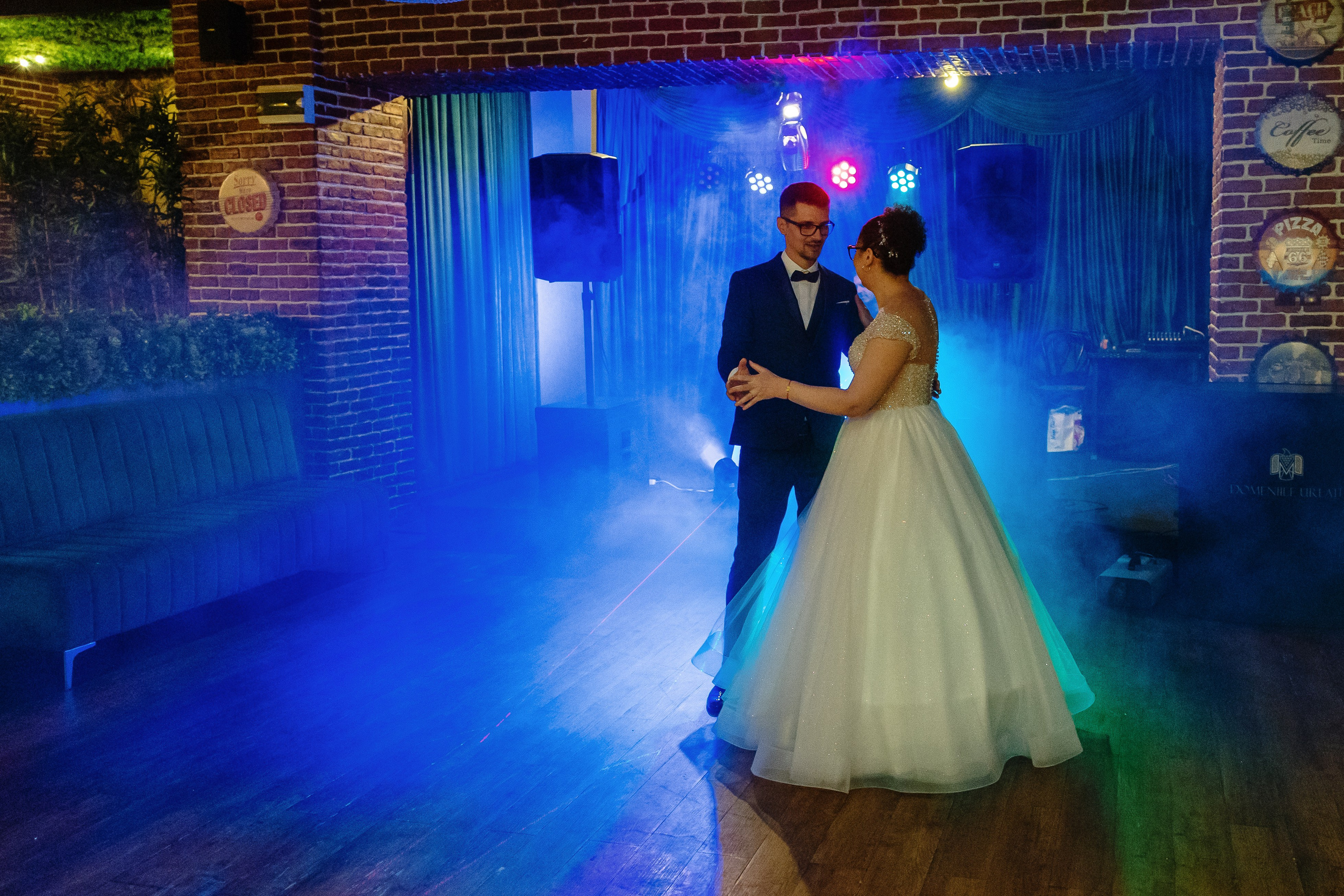 Nuntă de vis la Vanity: Ioana și Bogdan își jură iubire veșnică. MDimaFotoStudio. Fotograf de nuntă, evenimente private și de familie