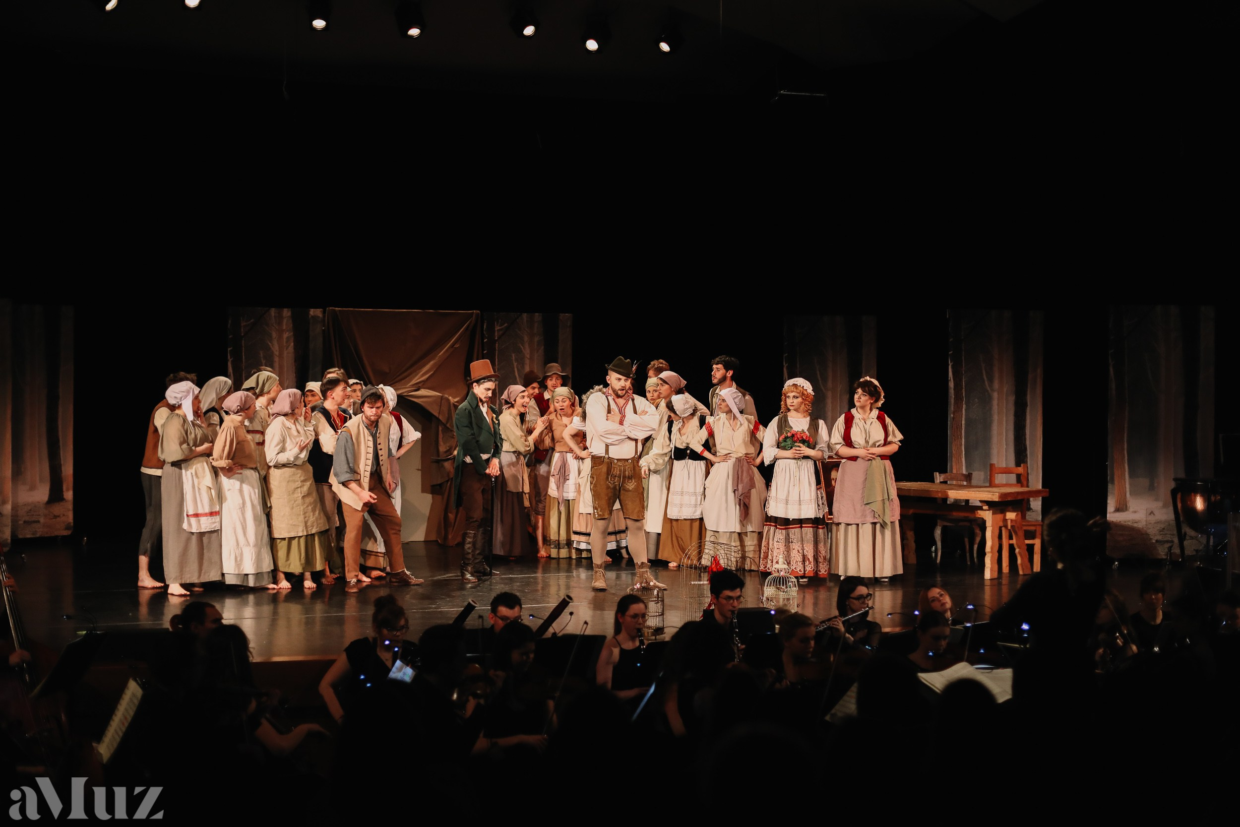 Opera Łąkowa. Fotograf Ślubny Warszawa - Sesje Biznesowe Rodzinne Eventy