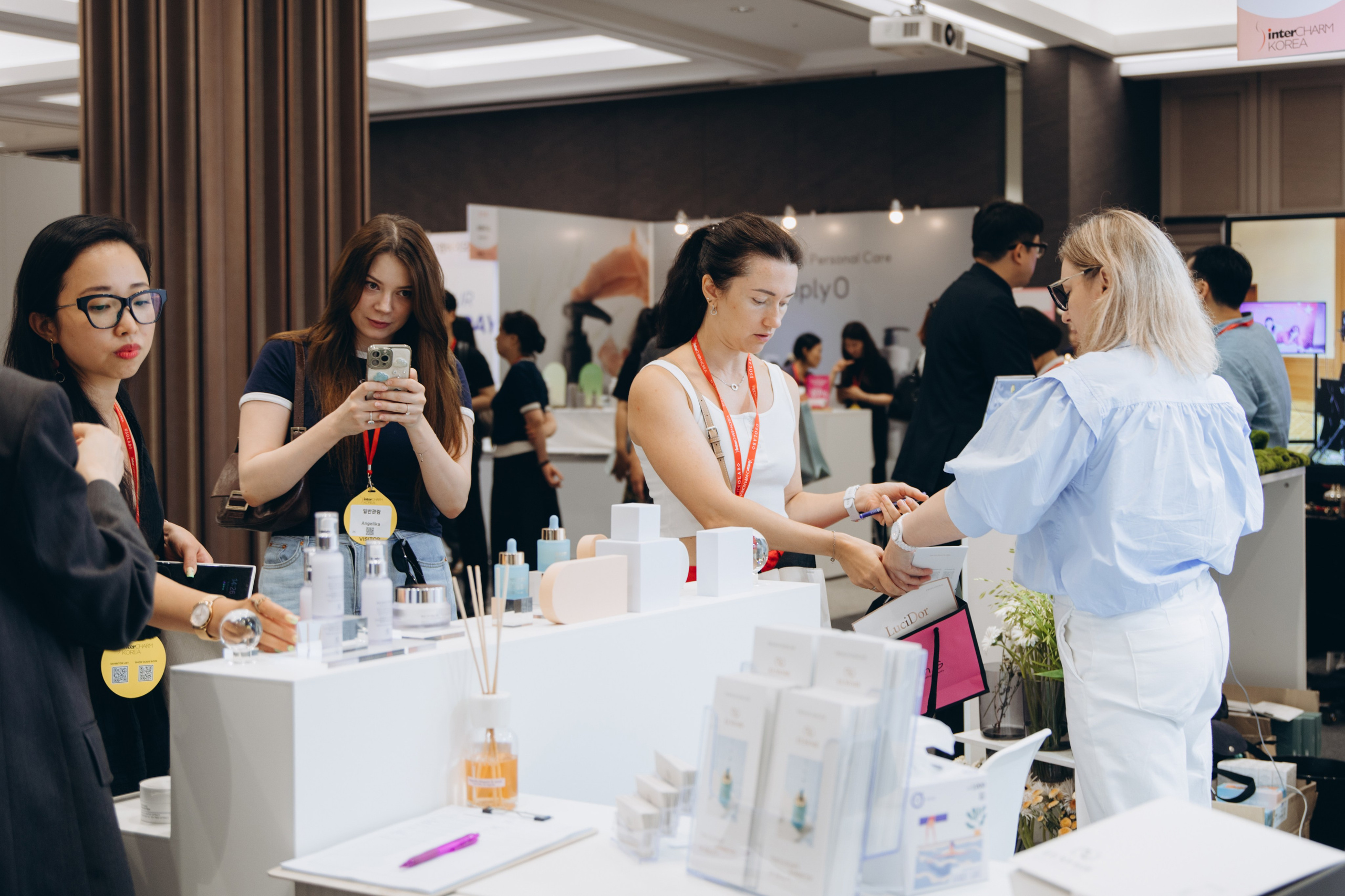 Inter charm Korea 2024 (ELSYM8). Portrait photographer in South Korea Olga Lian