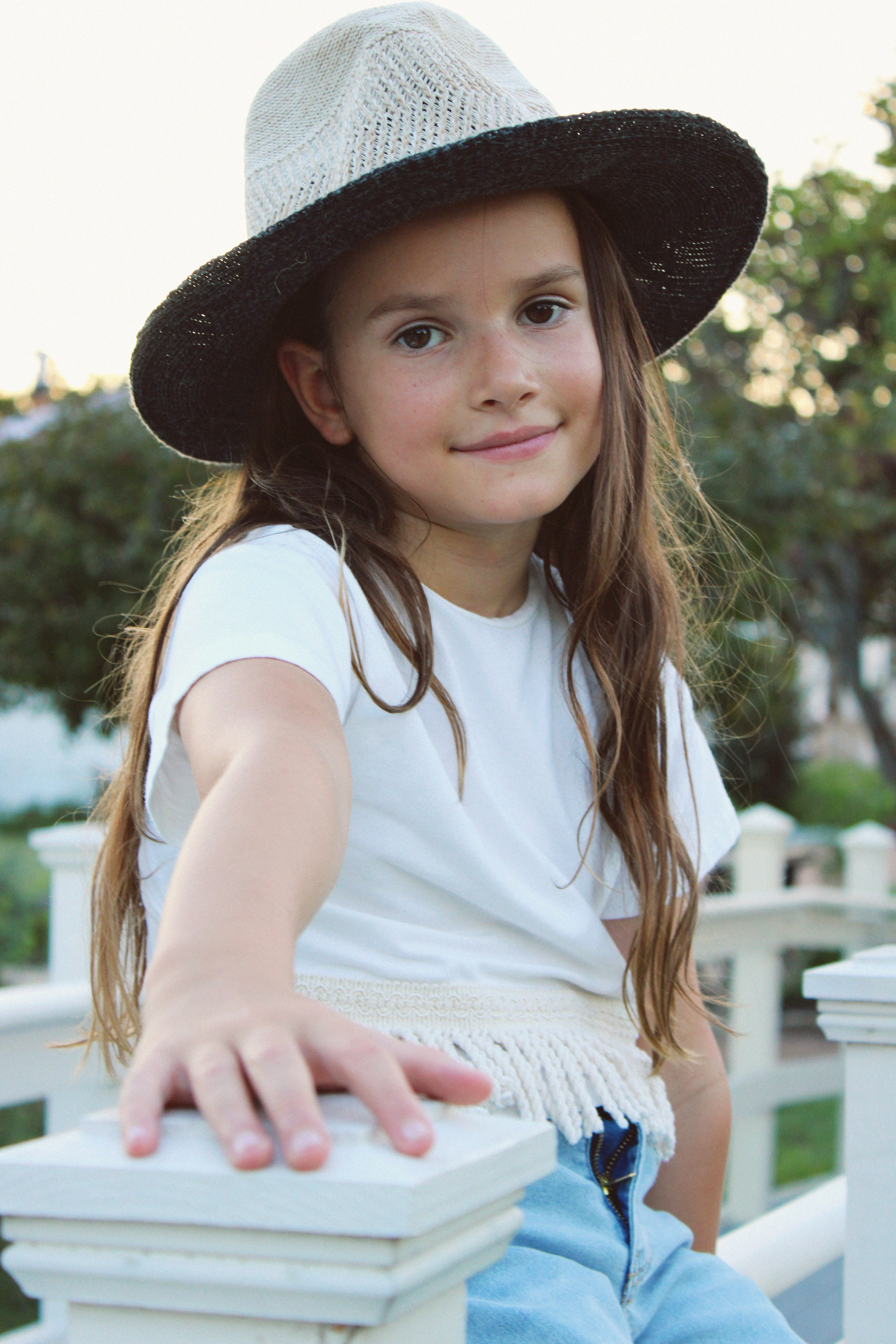 Texas Countryside Family Photoshoot in Cowboy Style. Lana Petrychenko — Portrait & Family Photographer. Valencia, Spain
