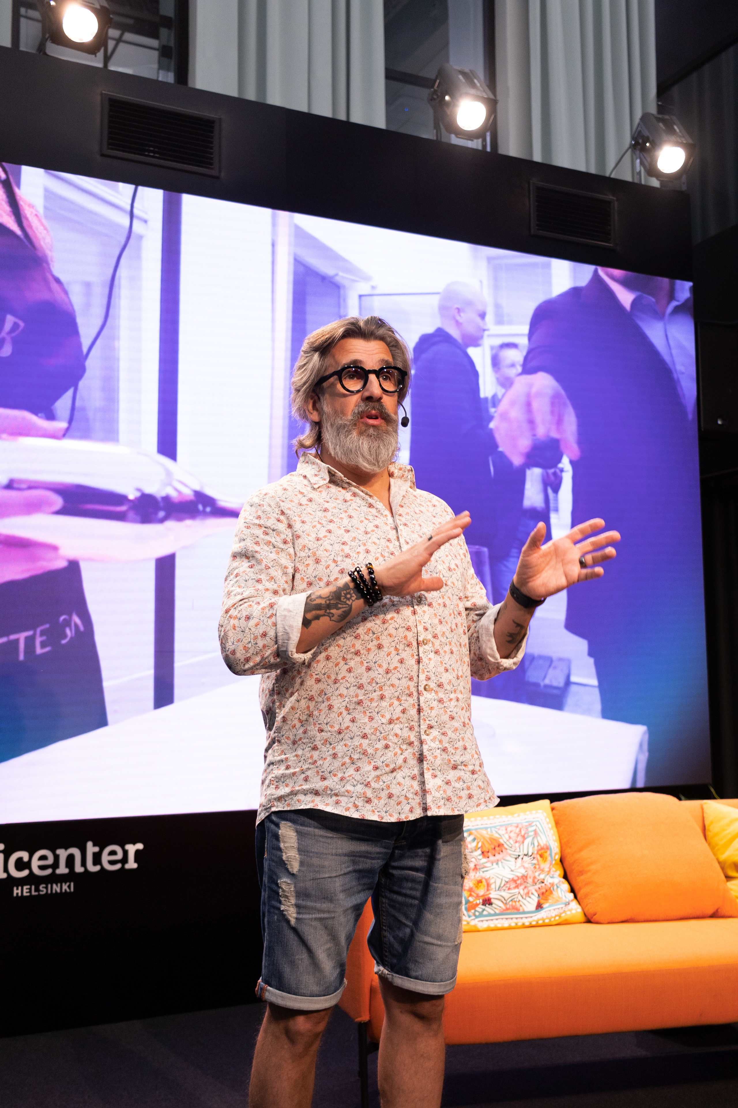 Juhla. Perhe-, hää- ja muotokuva valokuvaaja Helsingissä | Espoossa | Vantaa