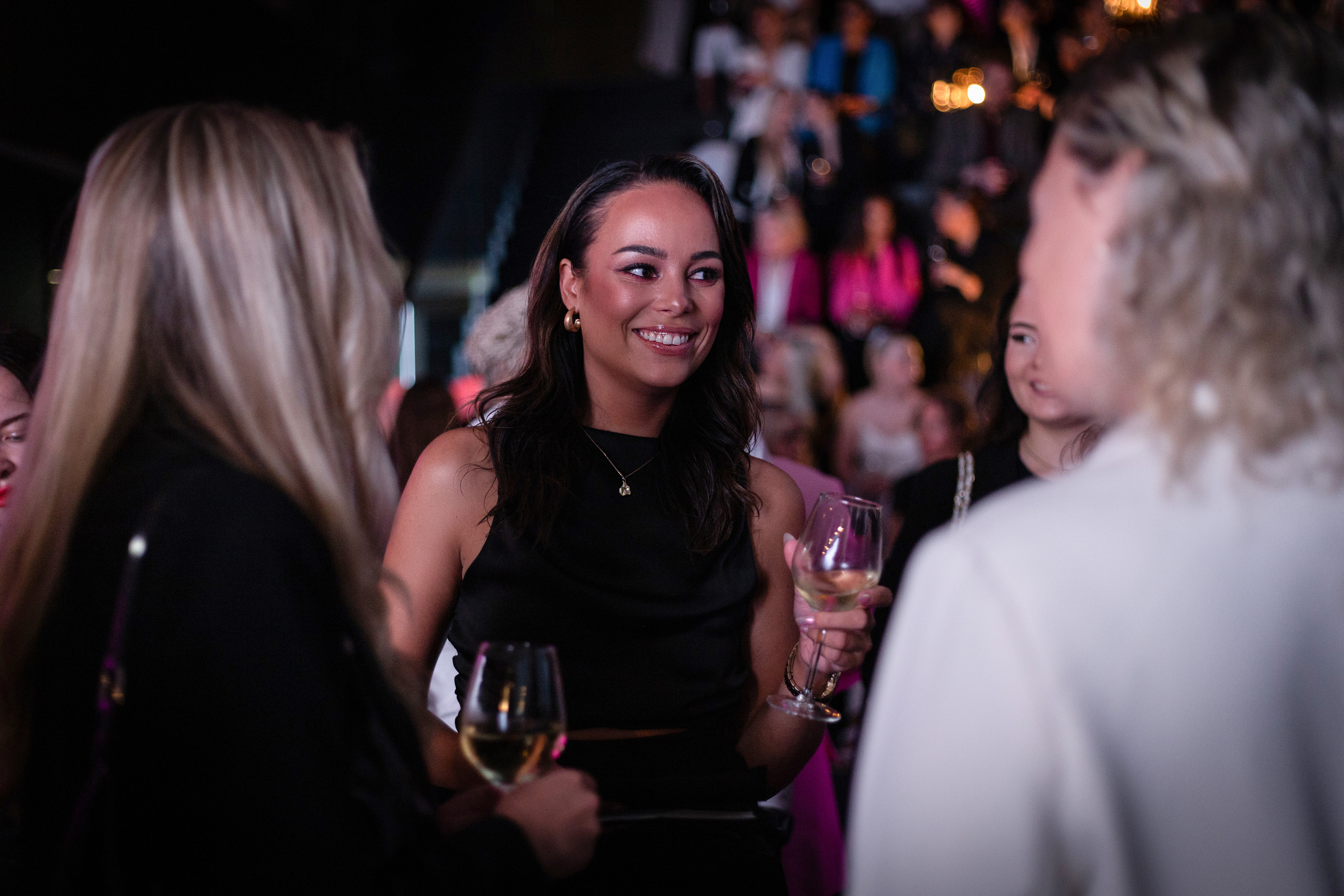 Juhla. Perhe-, hää- ja muotokuva valokuvaaja Helsingissä | Espoossa | Vantaa