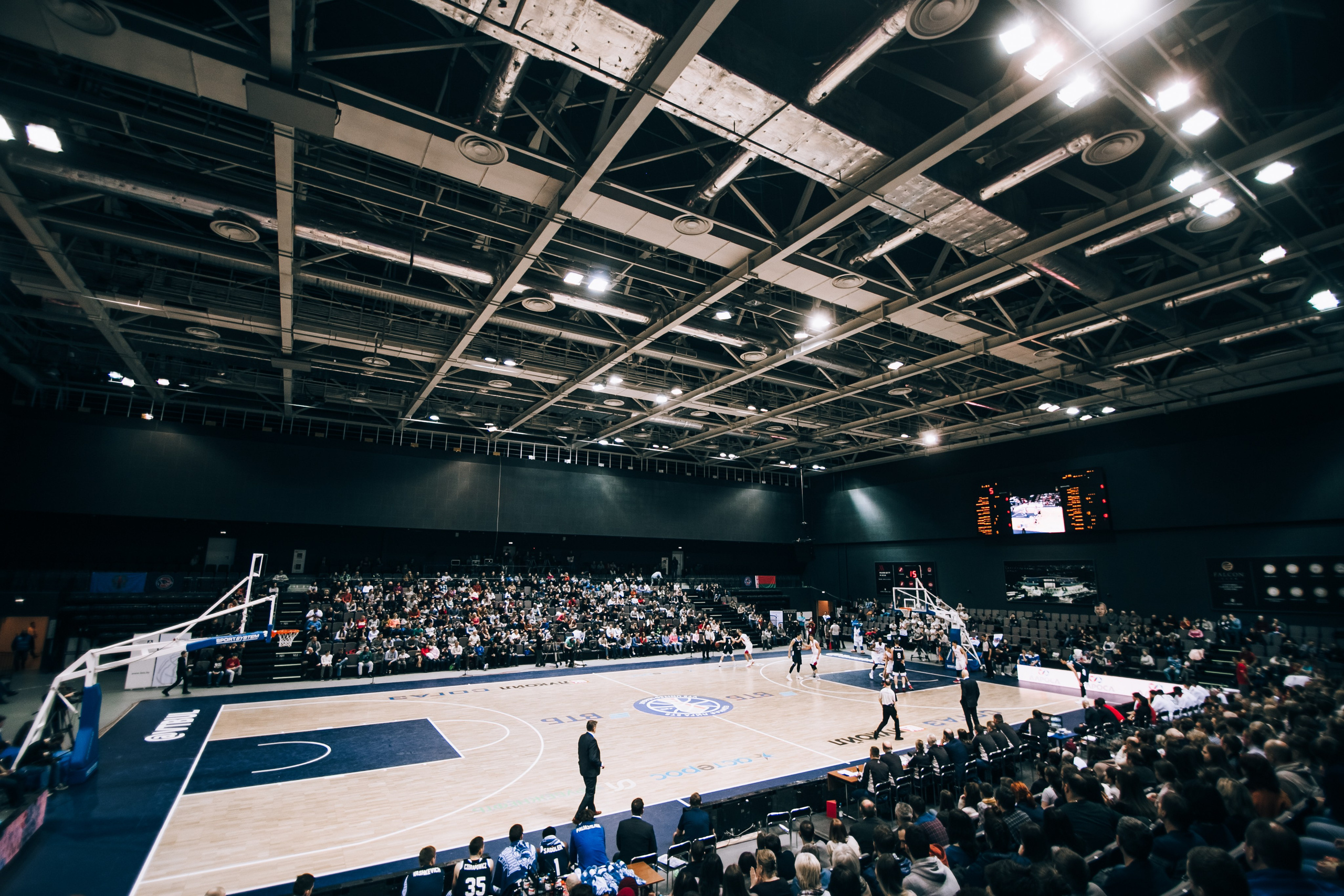 Basketball game Tsmoki-Minsk — Lokomotiv. Destination Wedding photographer Italy, France, Germany, Spain, Poland Oleg Zaicev
