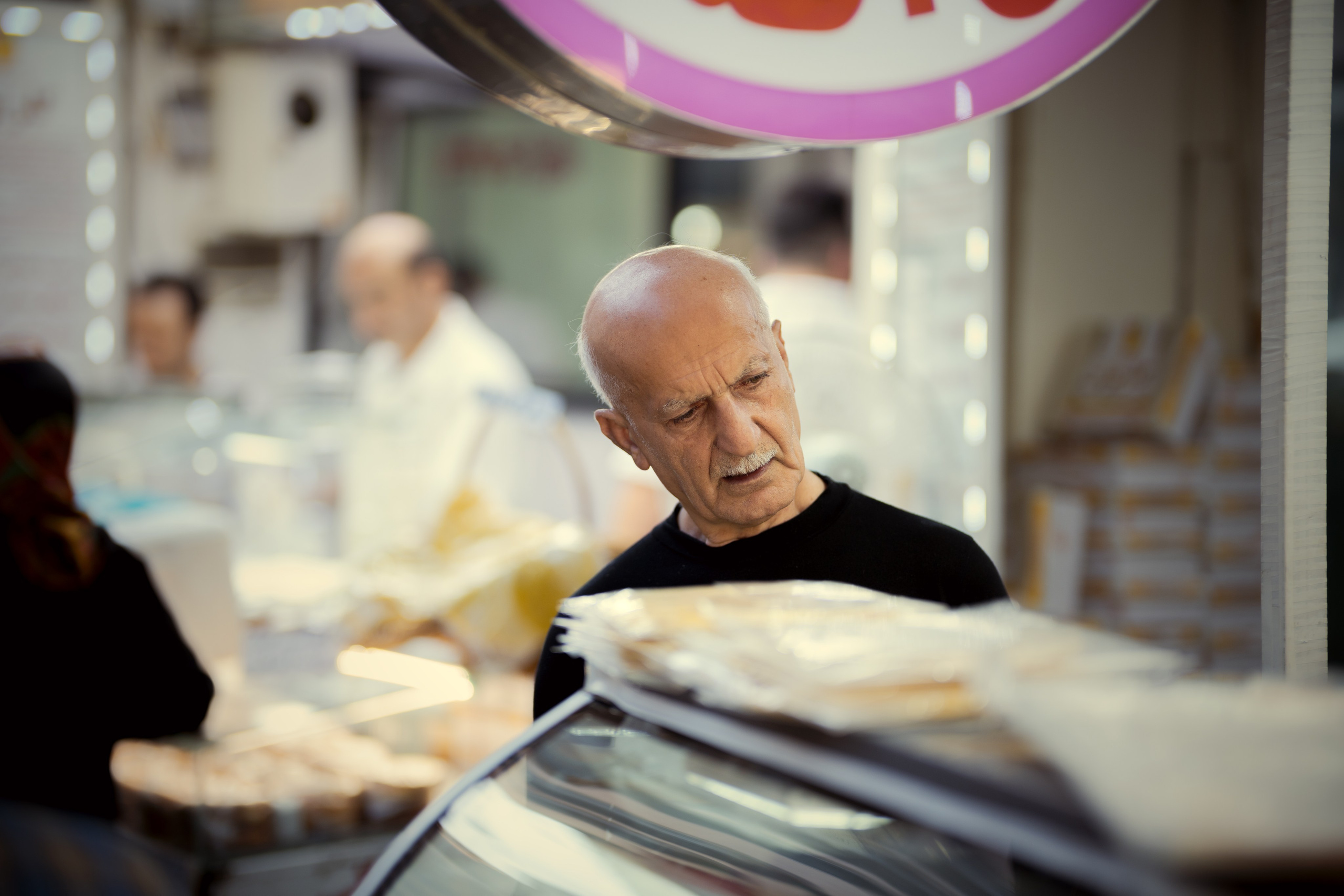 Street. Mehran Hadad — Portrait Photographer, Filmmaker and Youtuber