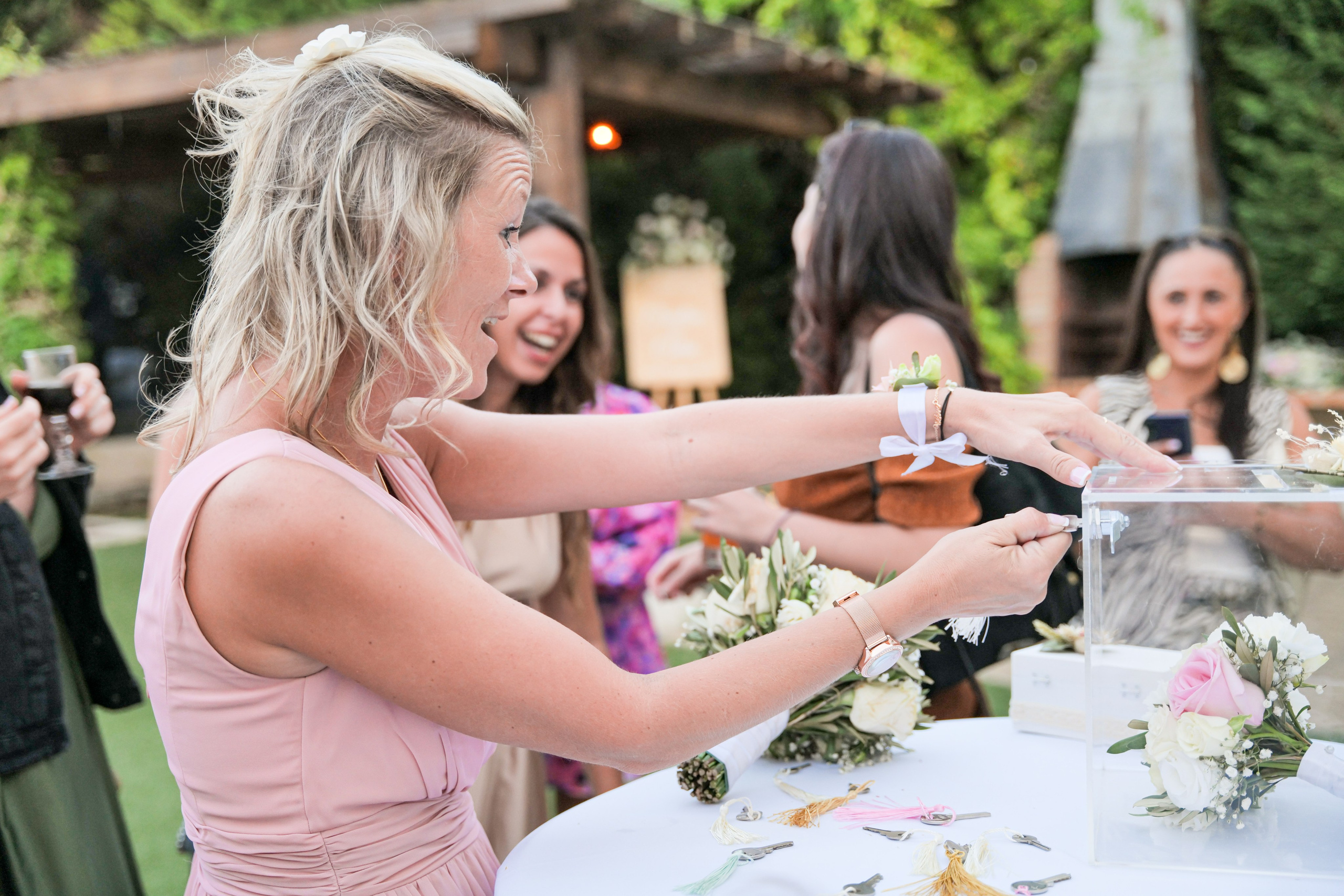 Mariage, wedding in France, Worldwide. Wedding-Family photographer, South of France–Paris, Valentina Acrement