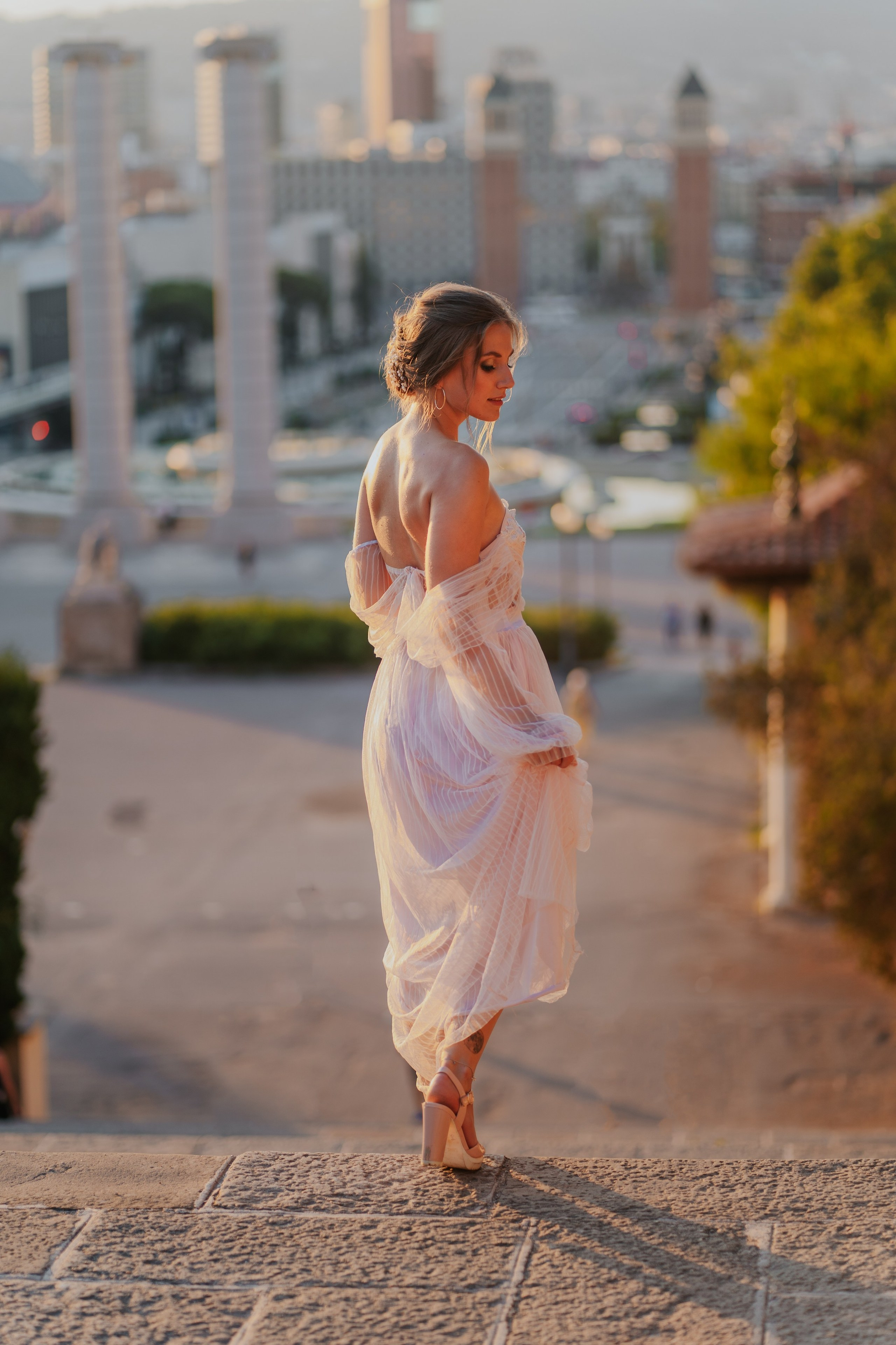 What to do in Barcelona: Wow Dress Photoshoot