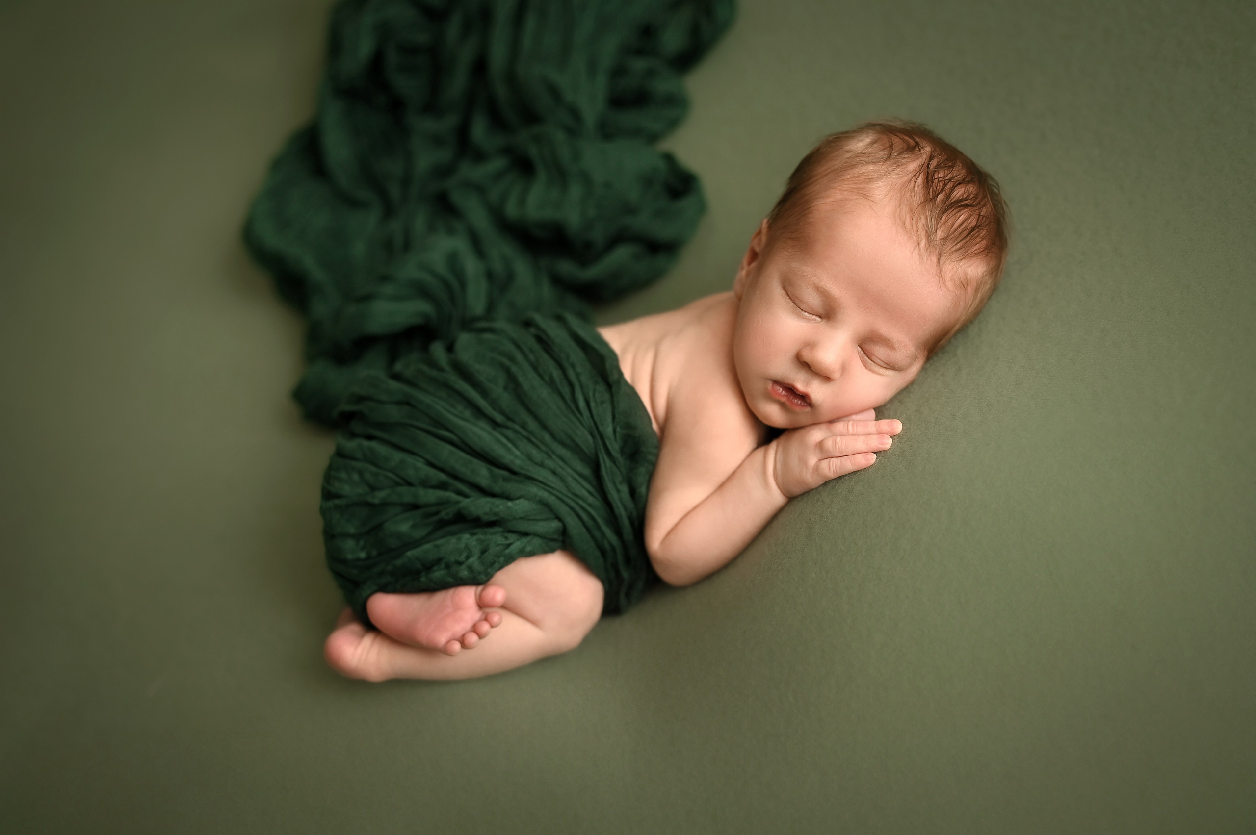 Babys. Baby und Familie Fotografin in Gummersbach Juliia Schwahlen