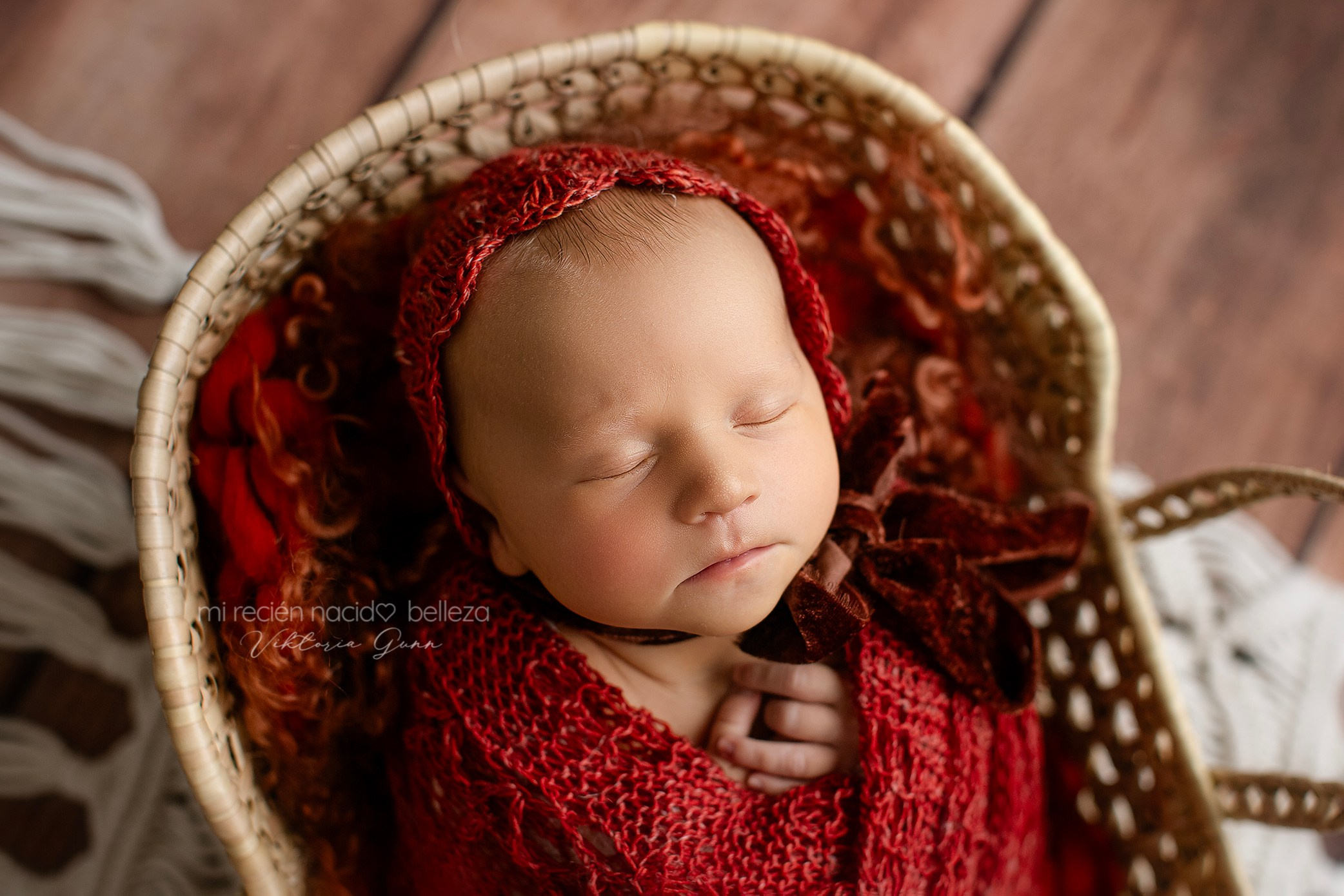 Новорожденные. Фотограф в Испании: Бенисса, Кальпе, Бенидорм, Аликанте Виктория Гунн