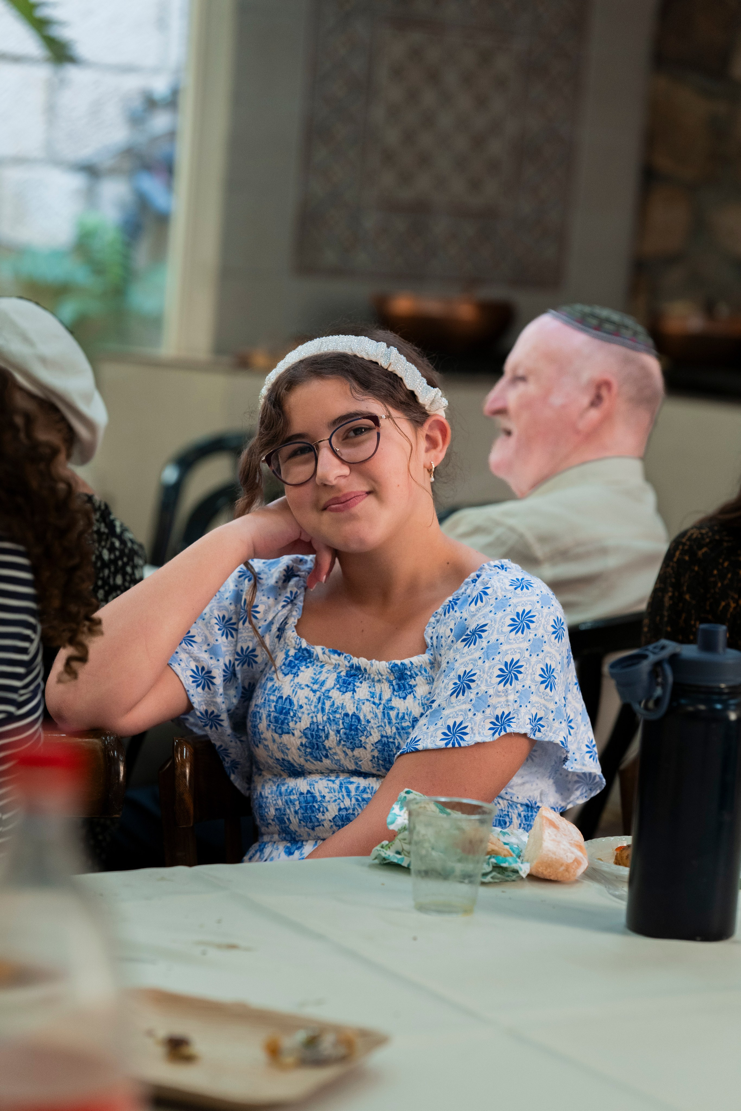 הנחת התפילין רפאל לוי. יוסף מזרחי צילום חתונה, ברית וזוגיות. צלם מקצועי שאוהב להוציא אתכם הכי יפים ברגעים הכי מרגשים