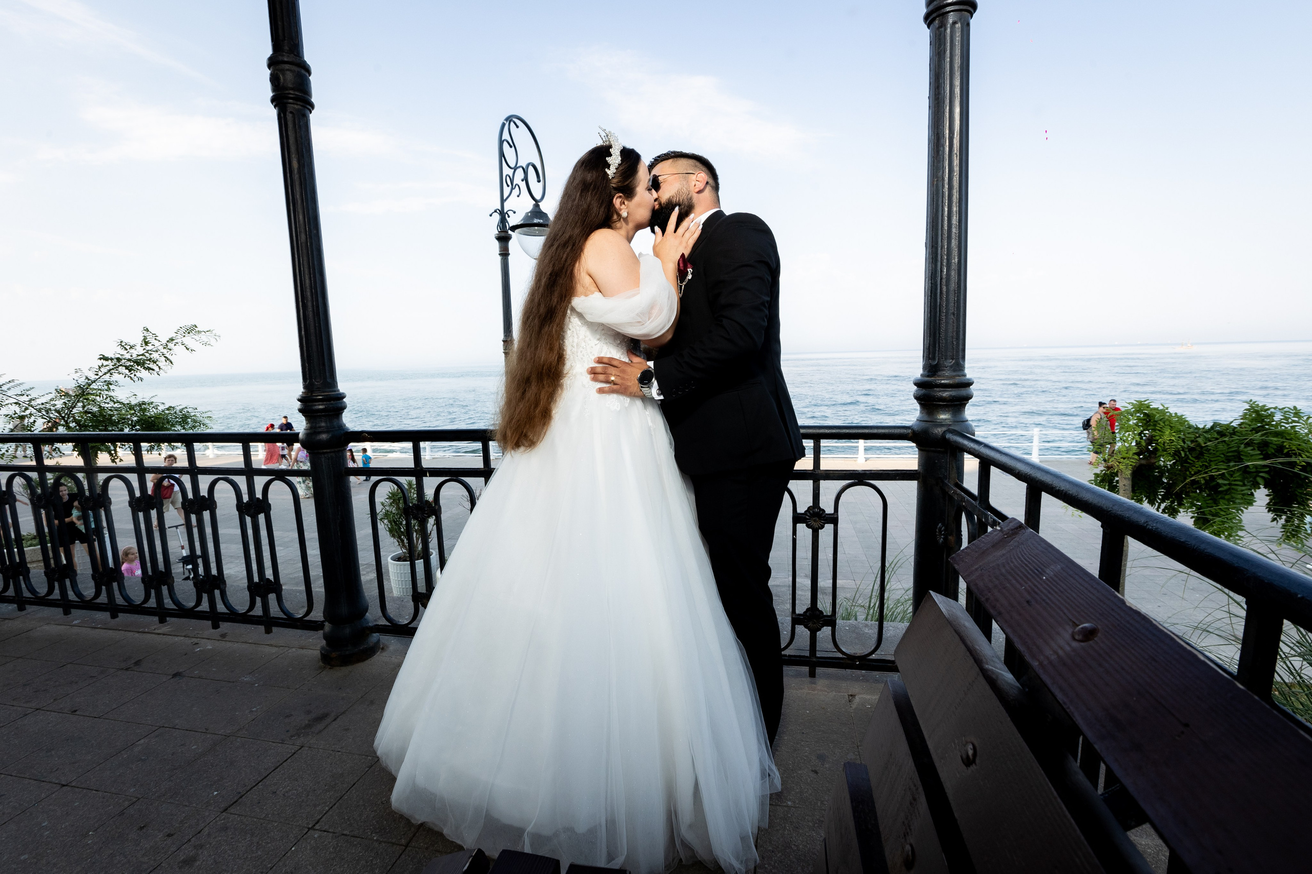 Andreea & Elvis Trash The Dress. MGS STUDIO