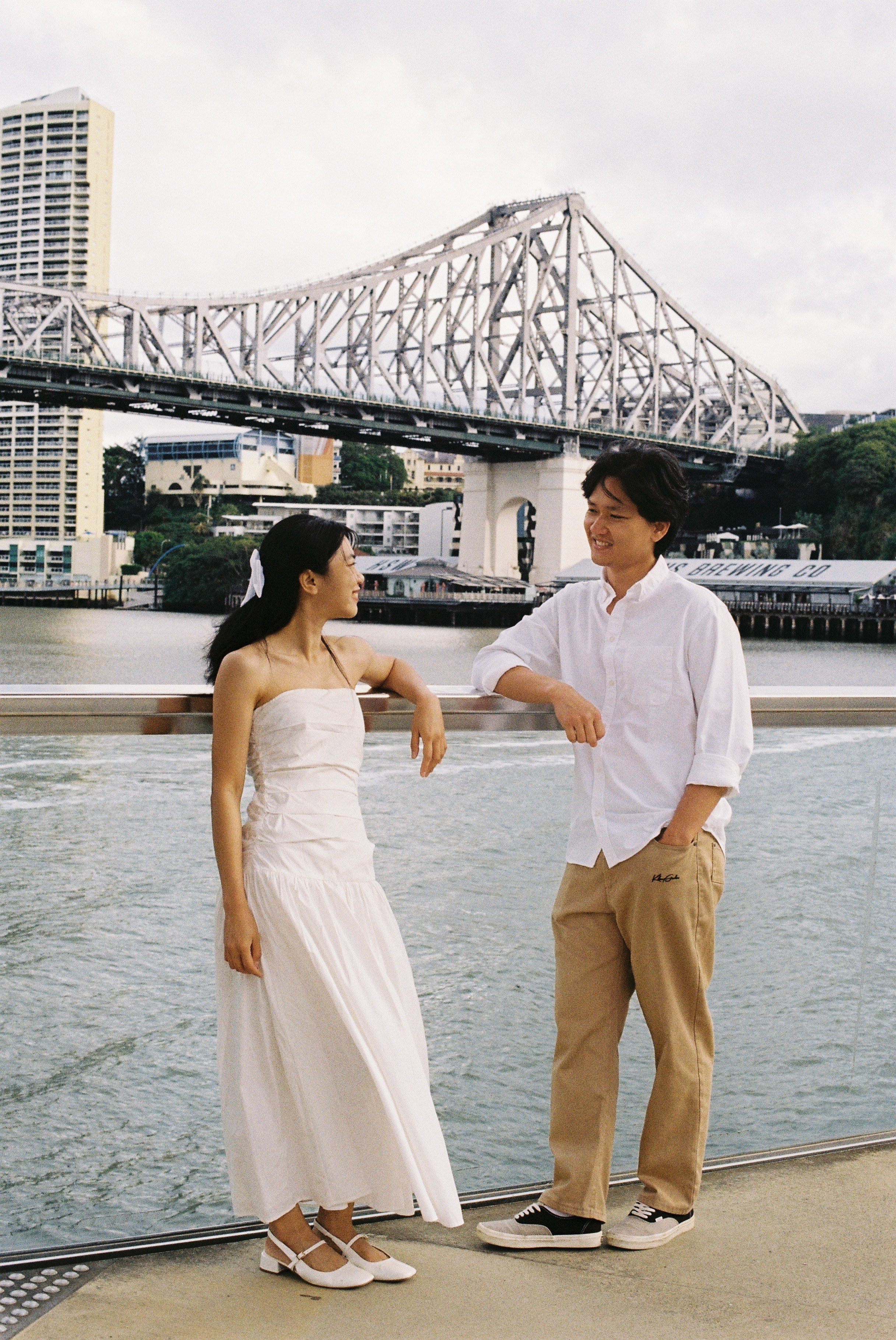 Chonlita&Ench. Film portrait photographer