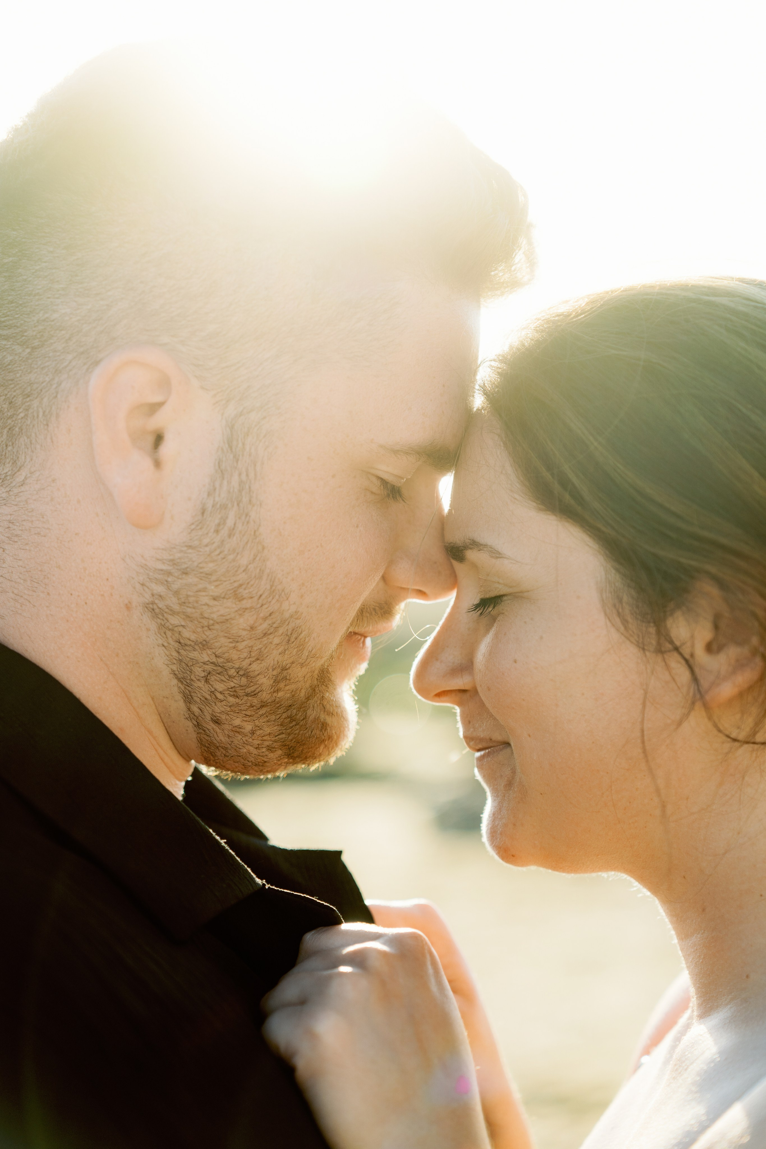 LOVE STORY ON THE BEACH. Photographer in Portugal Polina Gotovaya