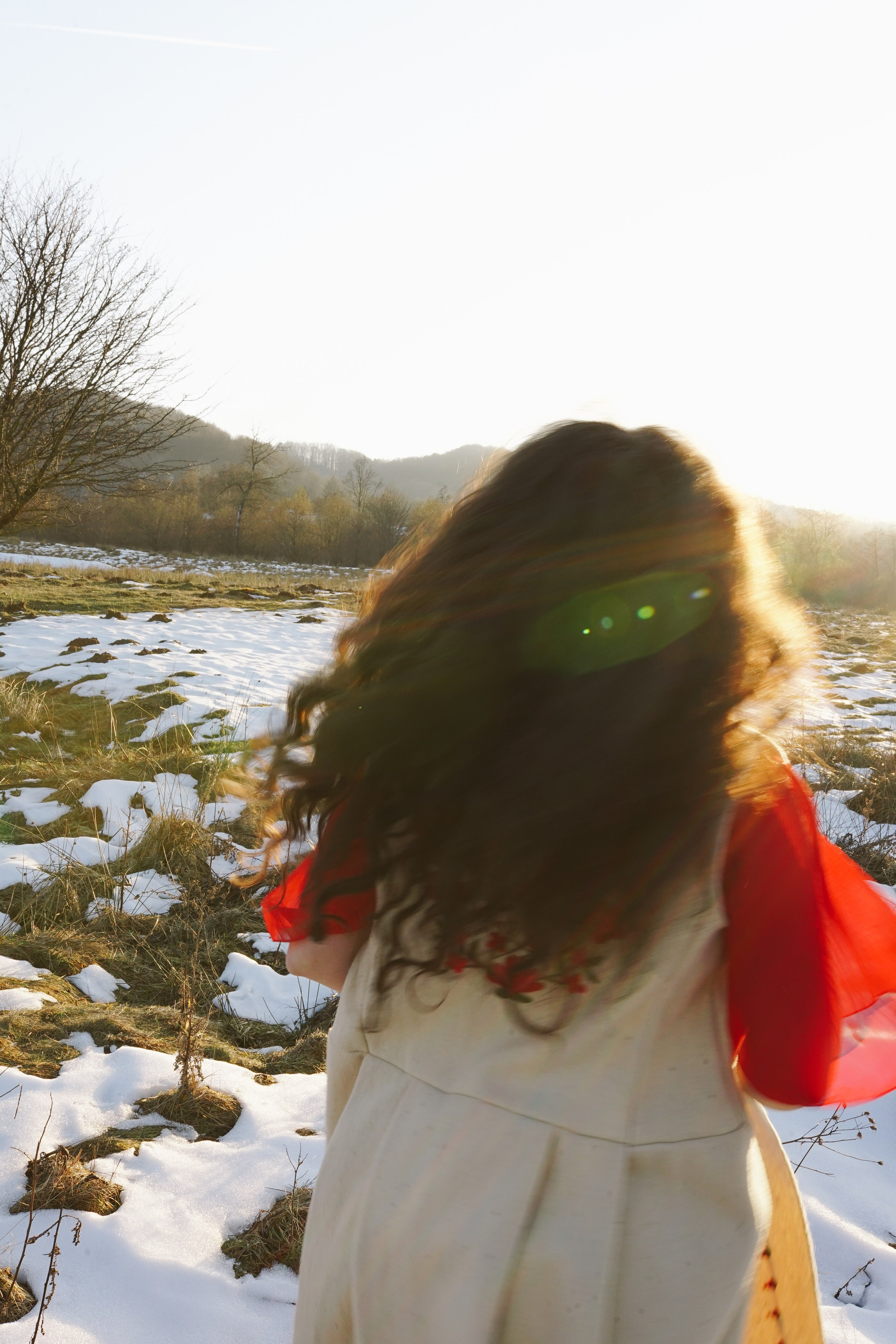 Mărțișorul x Mes Amis: O Poveste de Primăvară | Mădălina Beda. Madalina Beda- Artist vizual, fotograf, doula la nastere, consultant babywearing Brasov si in toata tara