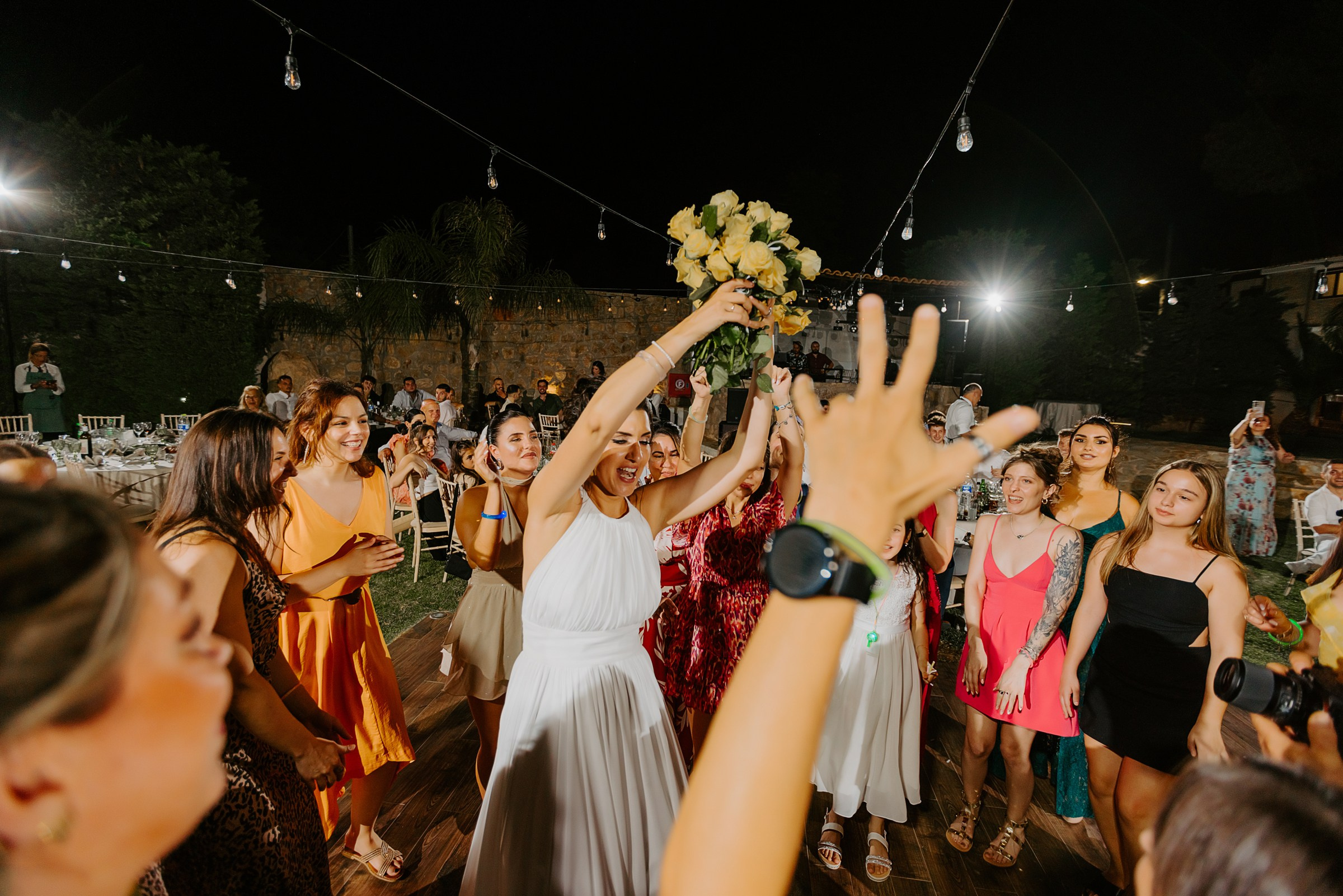 Valeria & Nikos. Φωτογράφος και βιντεογράφος γάμου