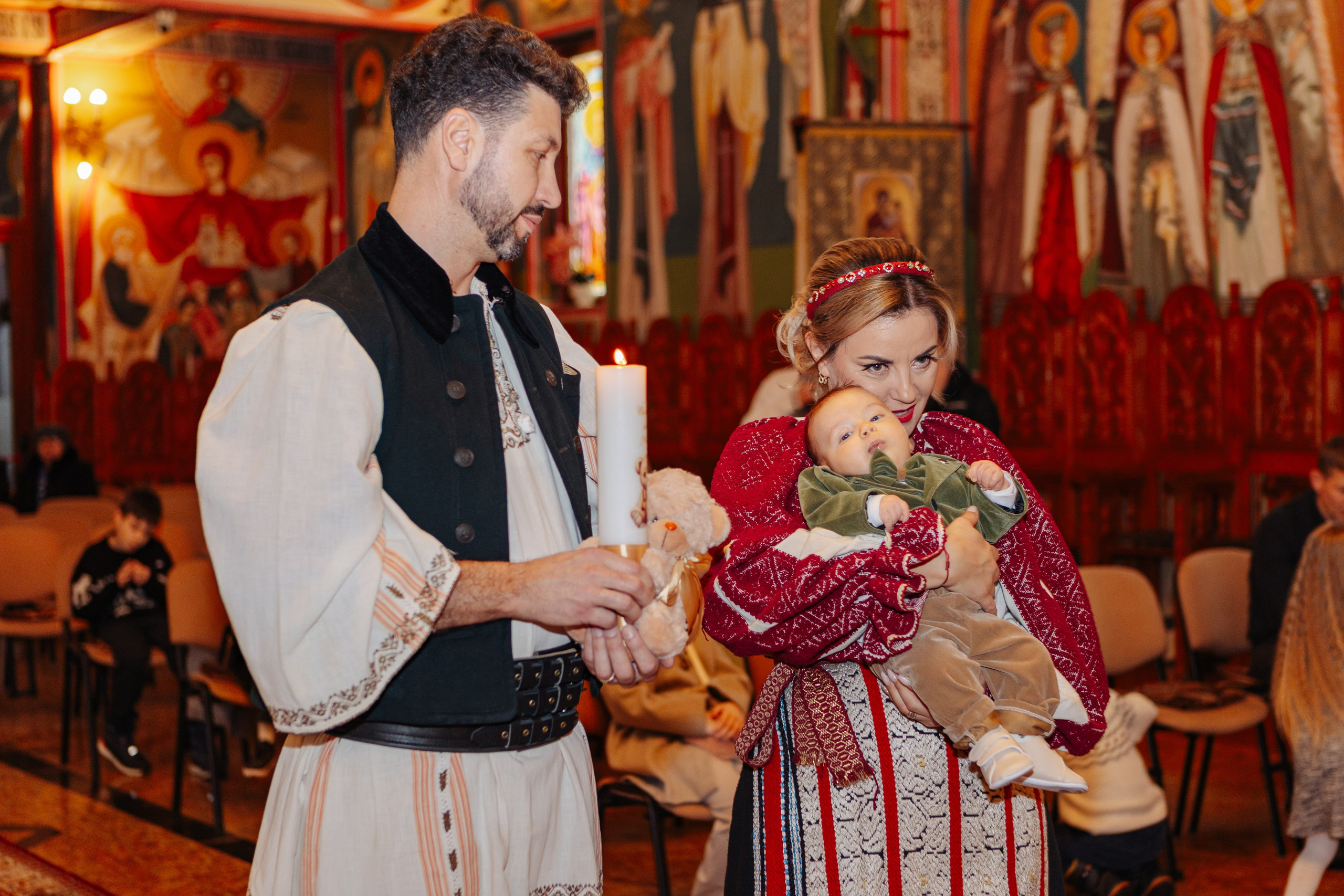 Botezul micuțului Matteo. Cristina Andronache fotograf Brașov fotograf de familie fotograf de nunta Brașov