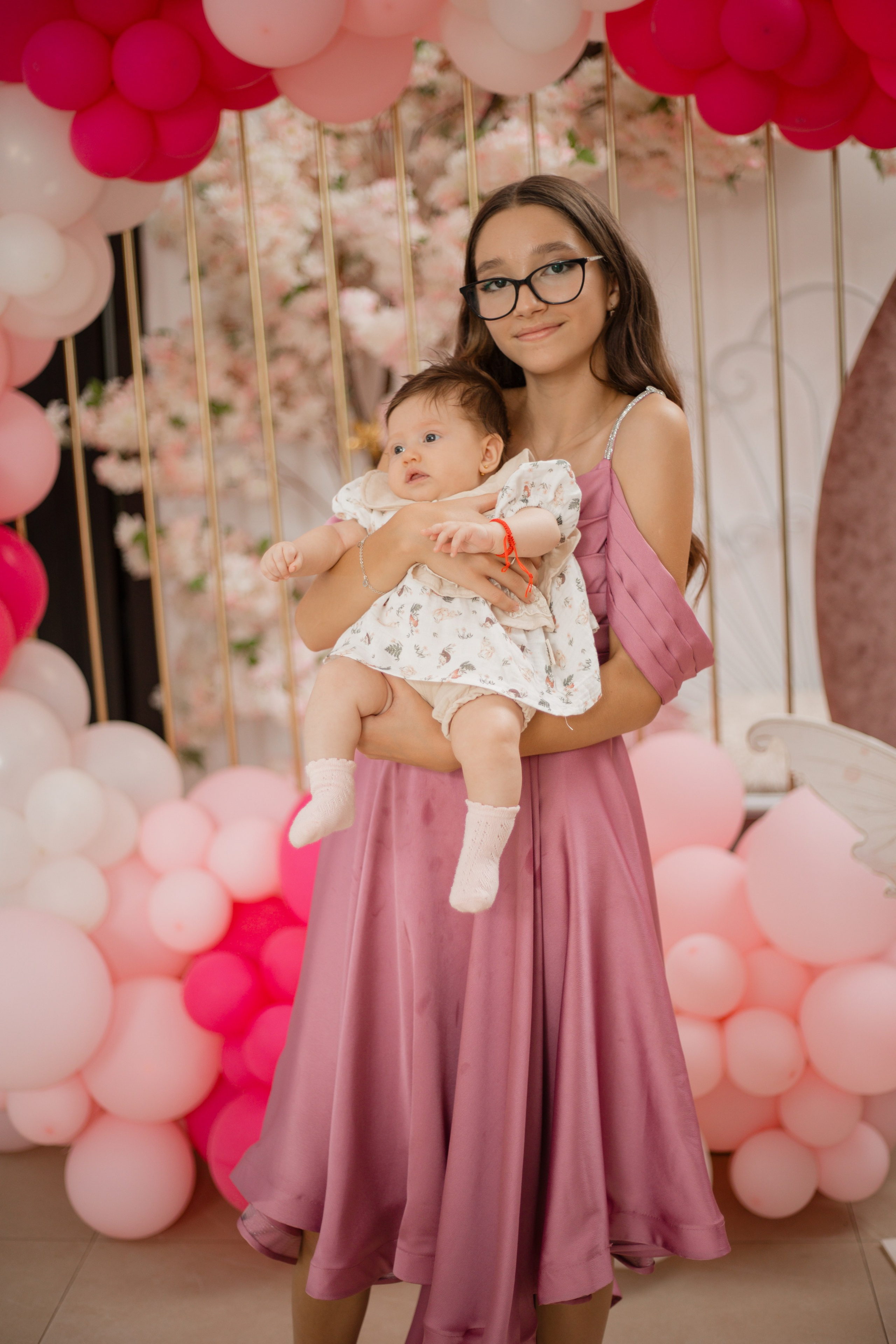 Anastasia. Fotograf si videograf — evenimente si studio