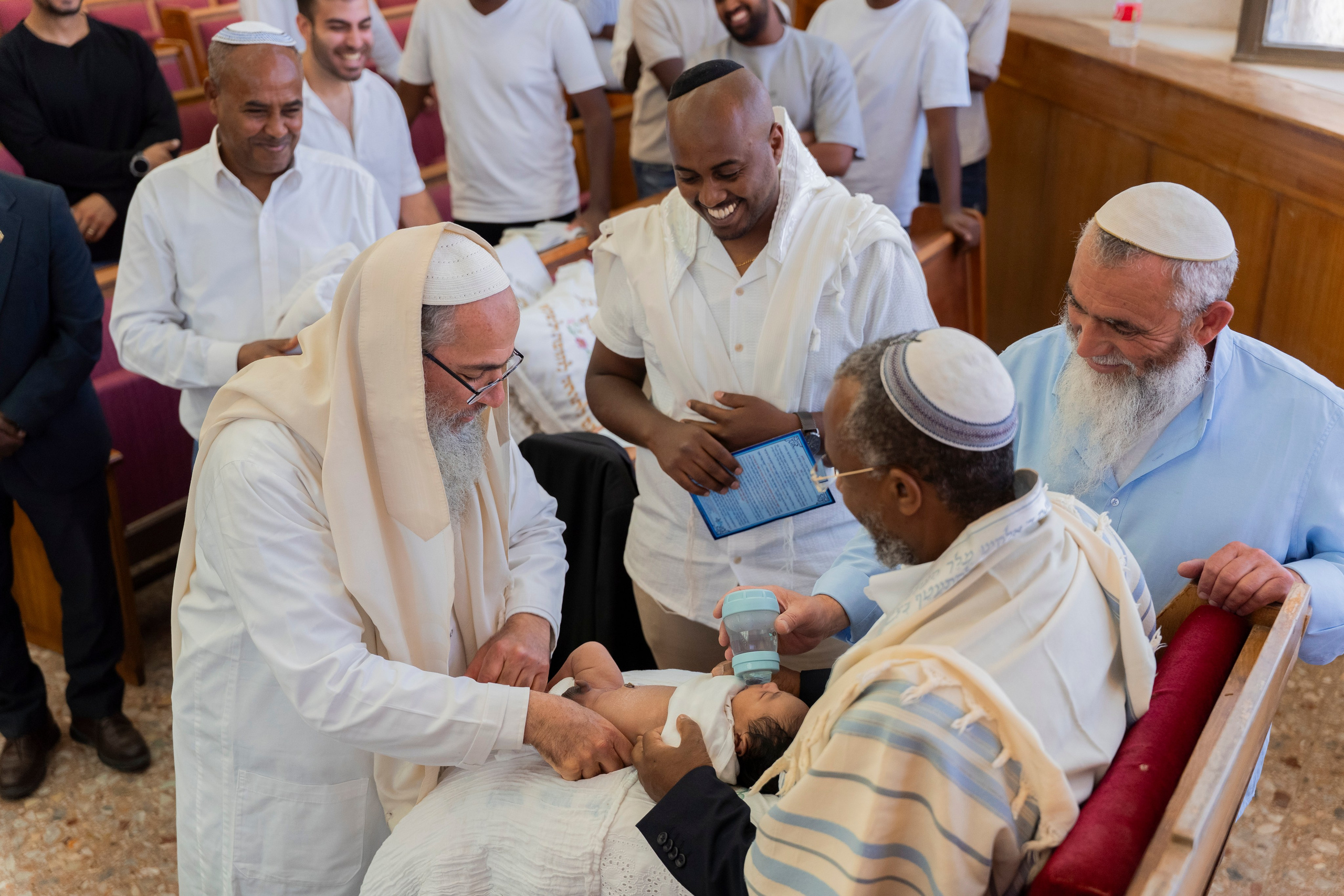 משפחת סלומון. יוסף מזרחי צילום חתונה, ברית וזוגיות. צלם מקצועי שאוהב להוציא אתכם הכי יפים ברגעים הכי מרגשים