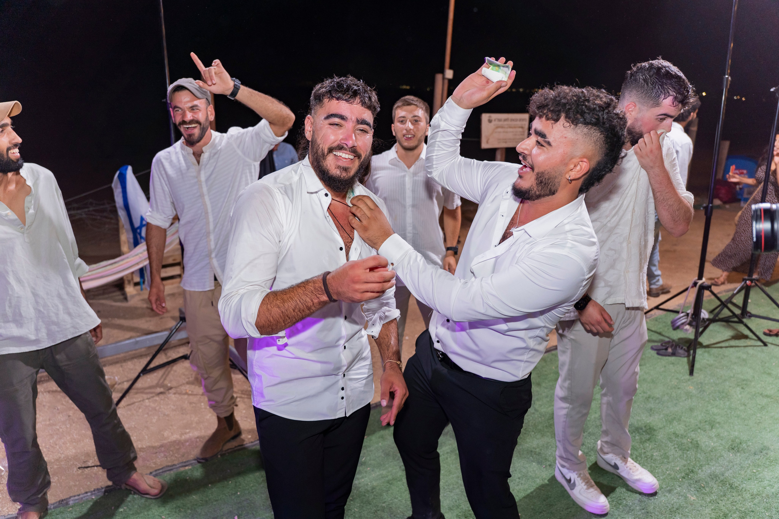 אביה ואחיה. יוסף מזרחי צילום חתונה, ברית וזוגיות. צלם מקצועי שאוהב להוציא אתכם הכי יפים ברגעים הכי מרגשים