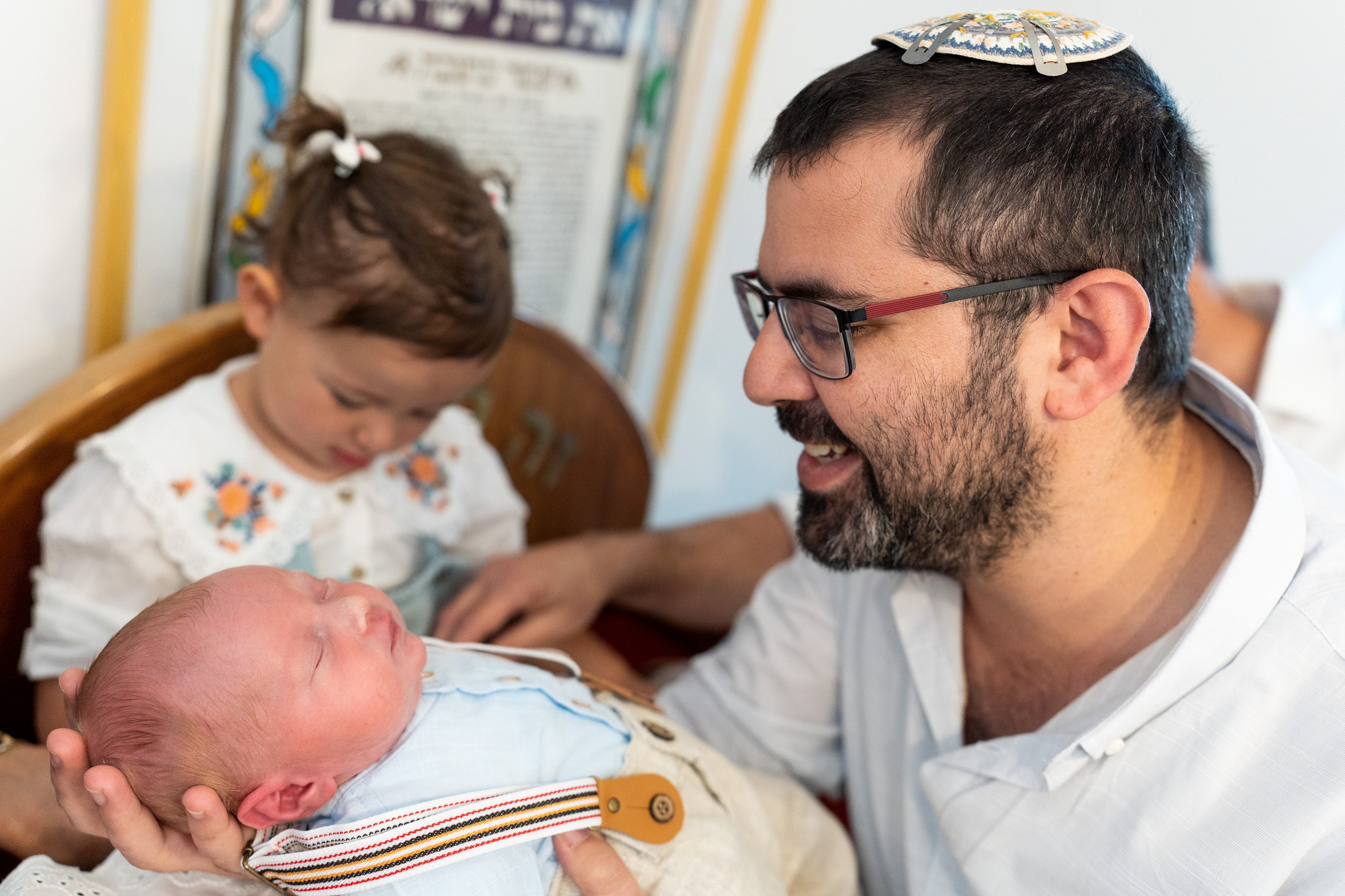 משפחת ברנד. יוסף מזרחי צילום חתונה, ברית וזוגיות. צלם מקצועי שאוהב להוציא אתכם הכי יפים ברגעים הכי מרגשים