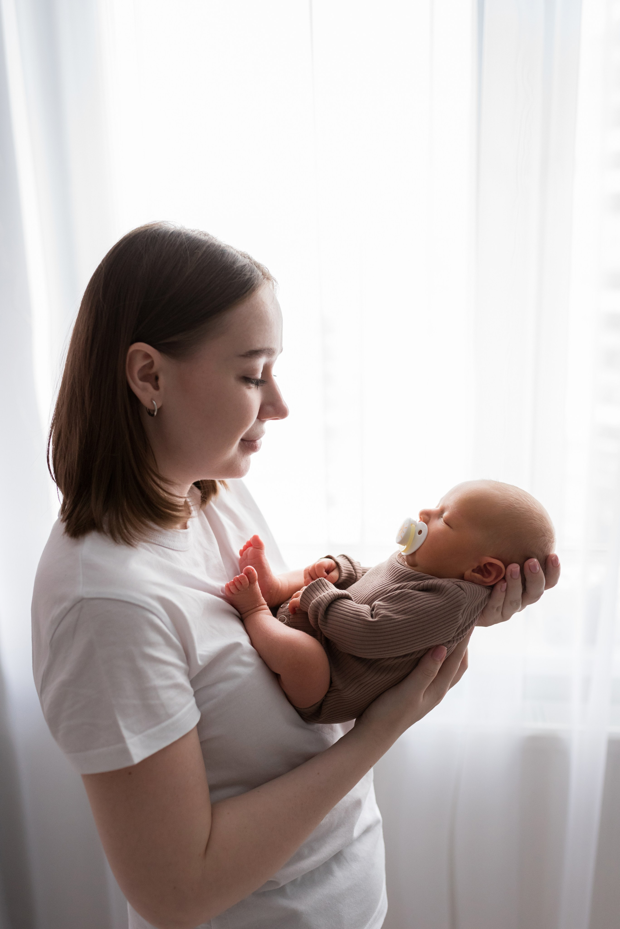 Lifestyle. In-home newborn photography Raleigh & area Katya Kulikova