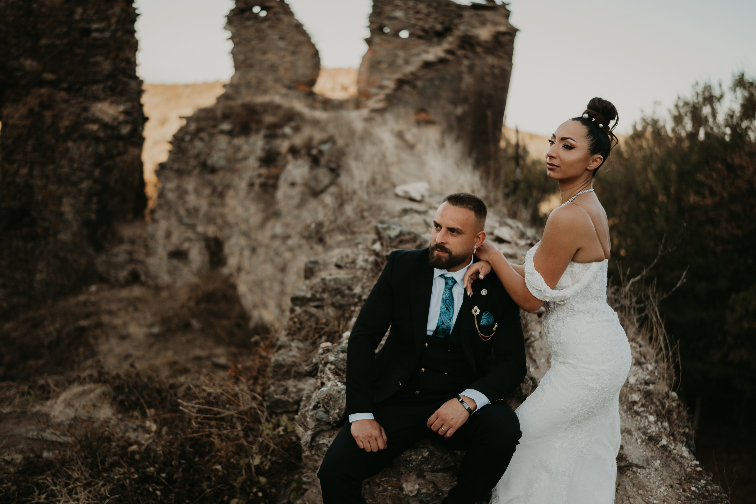 Trash the Dress / Cetatea Colt. Foto / Video nunta Deva, Hunedoara