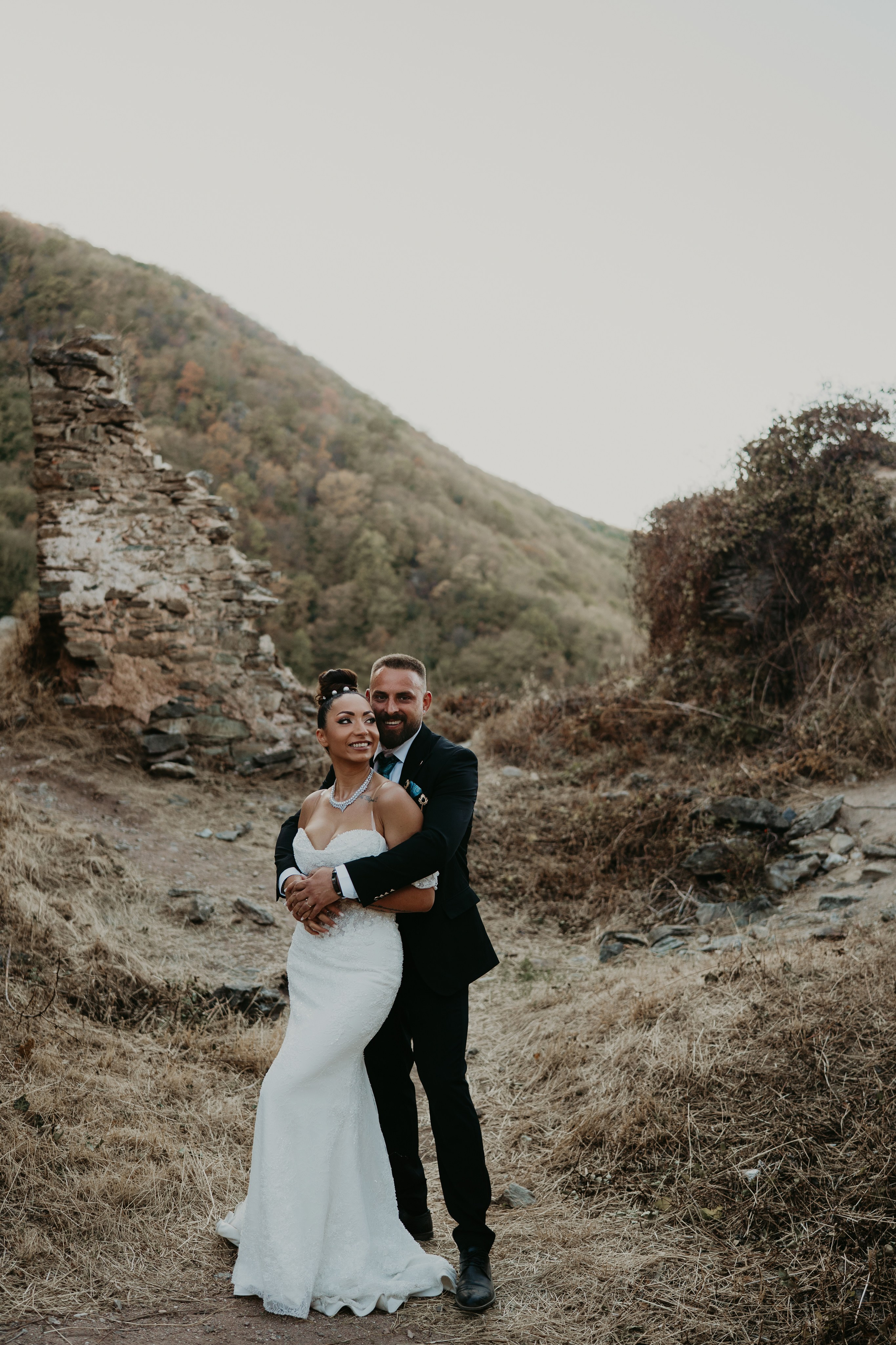 Trash the Dress / Cetatea Colt. Foto / Video nunta Deva, Hunedoara