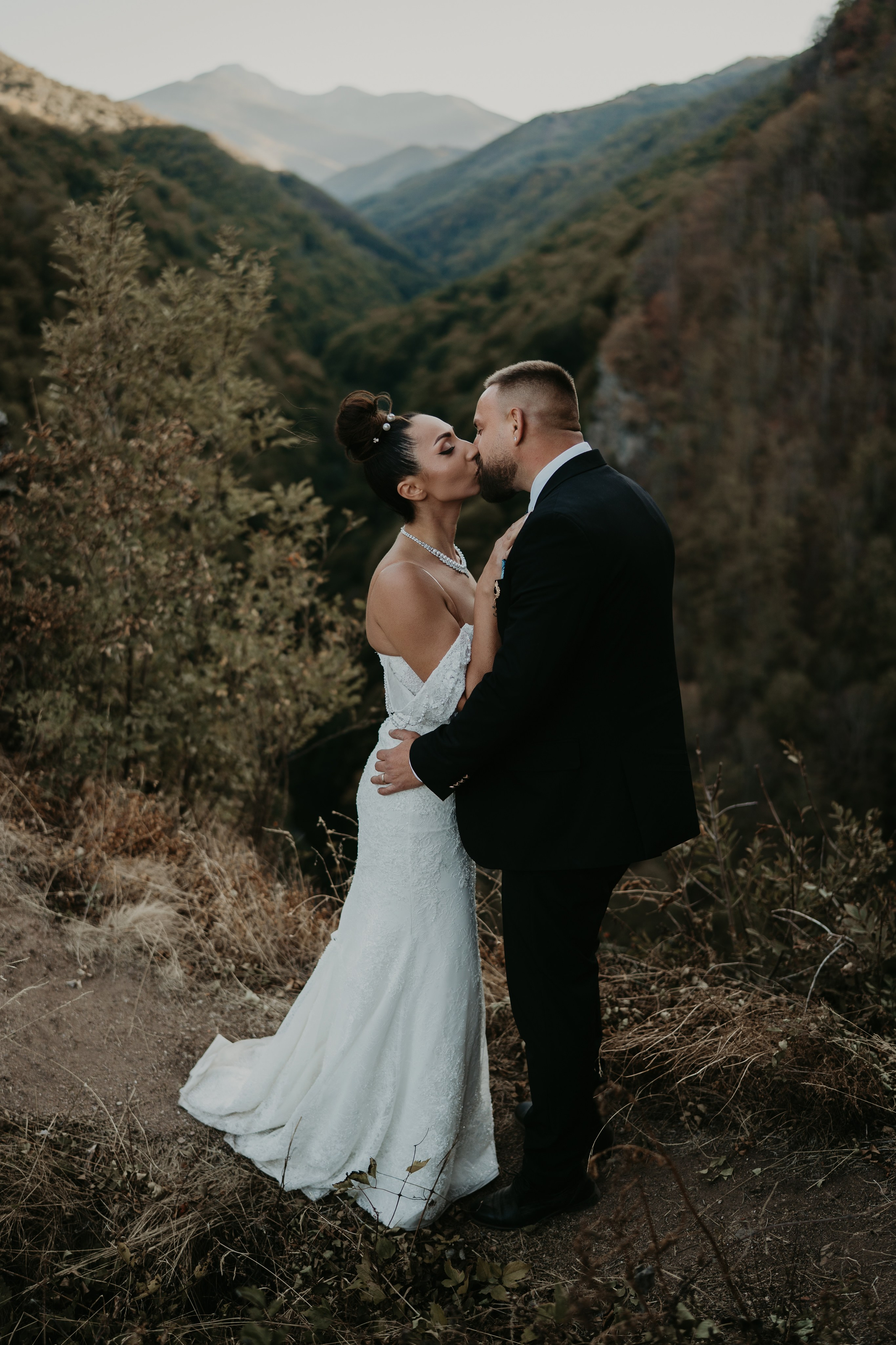 Trash the Dress / Cetatea Colt. Foto / Video nunta Deva, Hunedoara